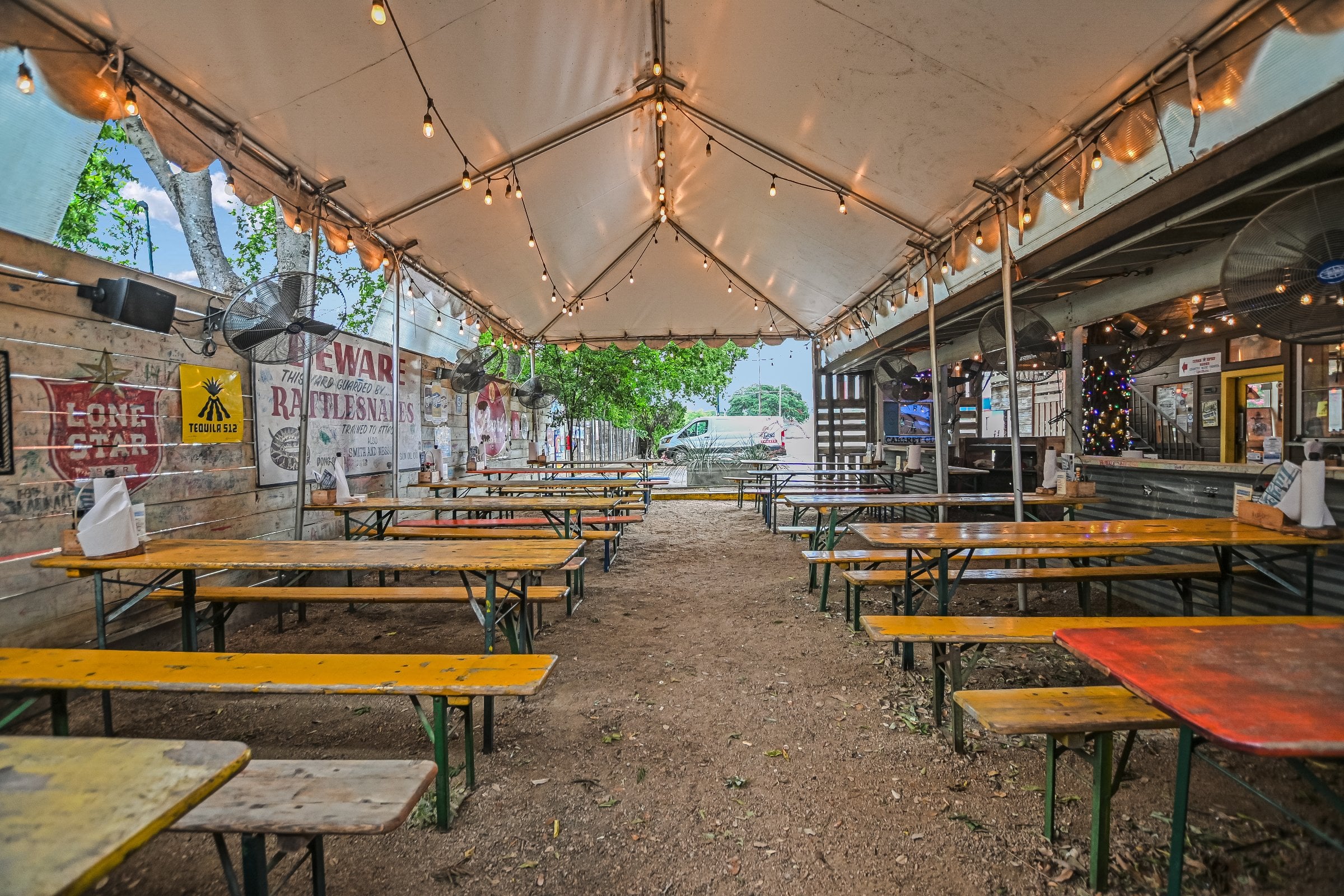 Full Restaurant for Sale in Austin, TX, 2,406 SF - Thumbnail 5