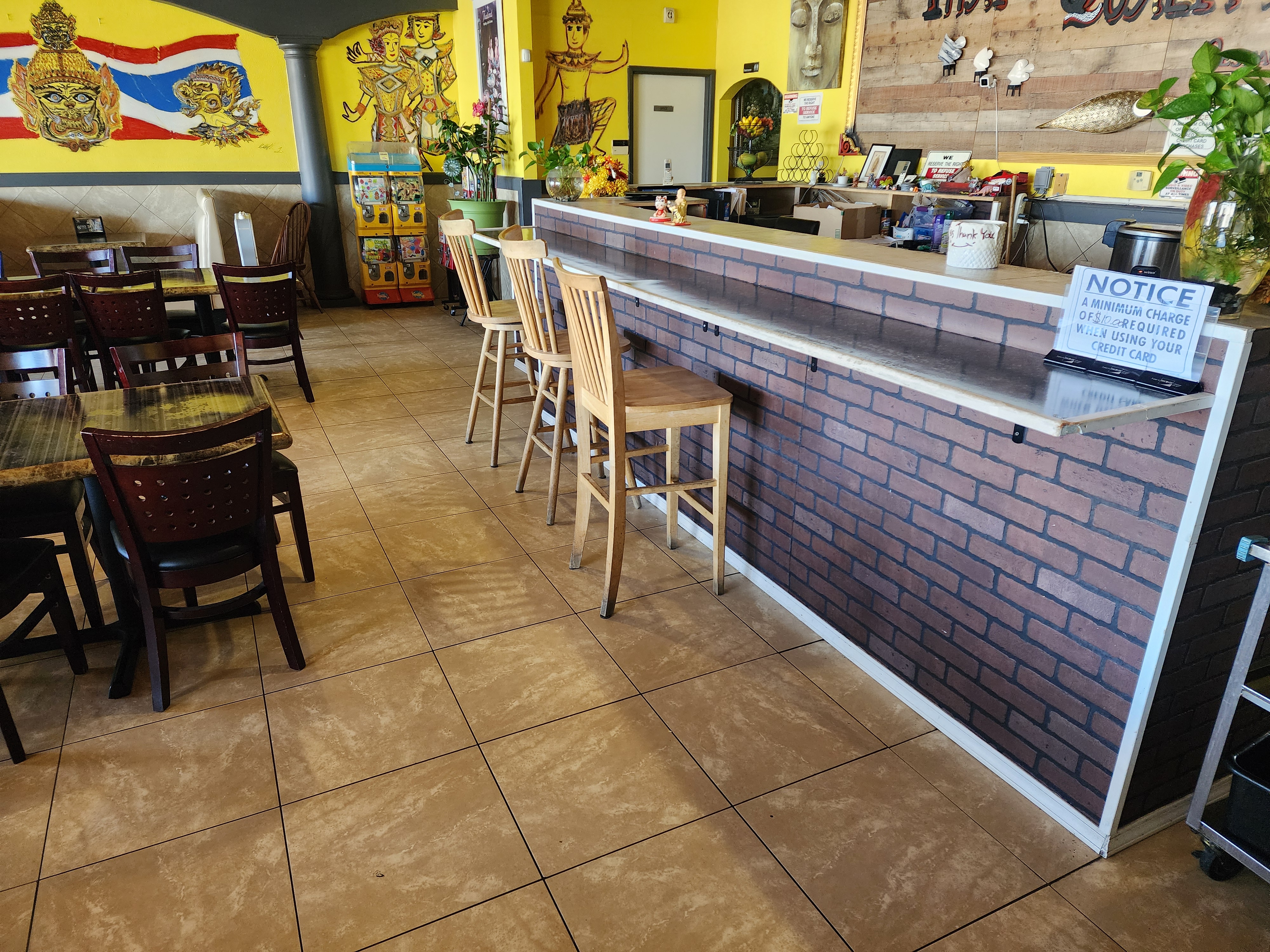 Full Restaurant for Sale