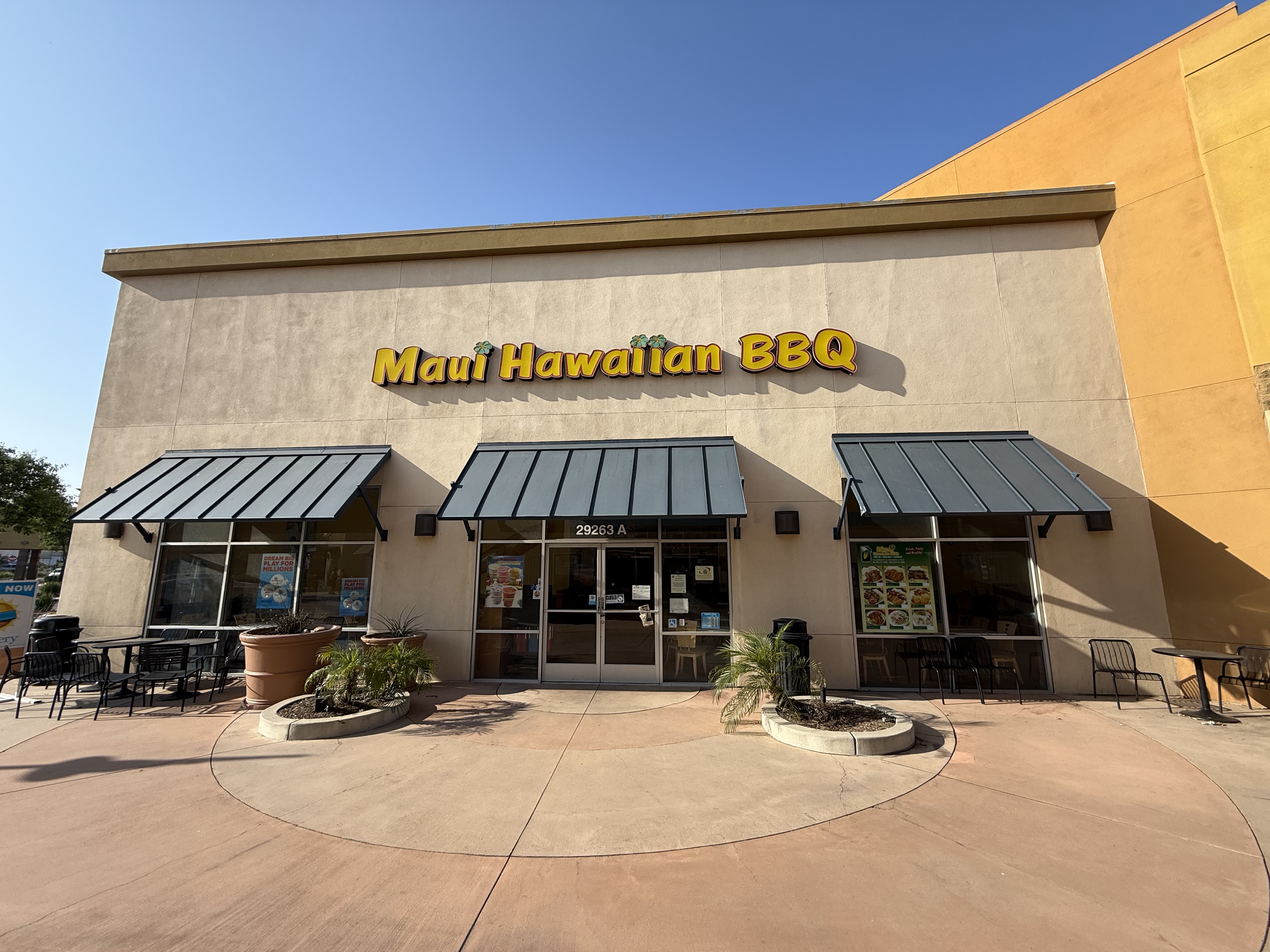 Multi-Use Full Restaurant for Lease in Lake Elsinore CA