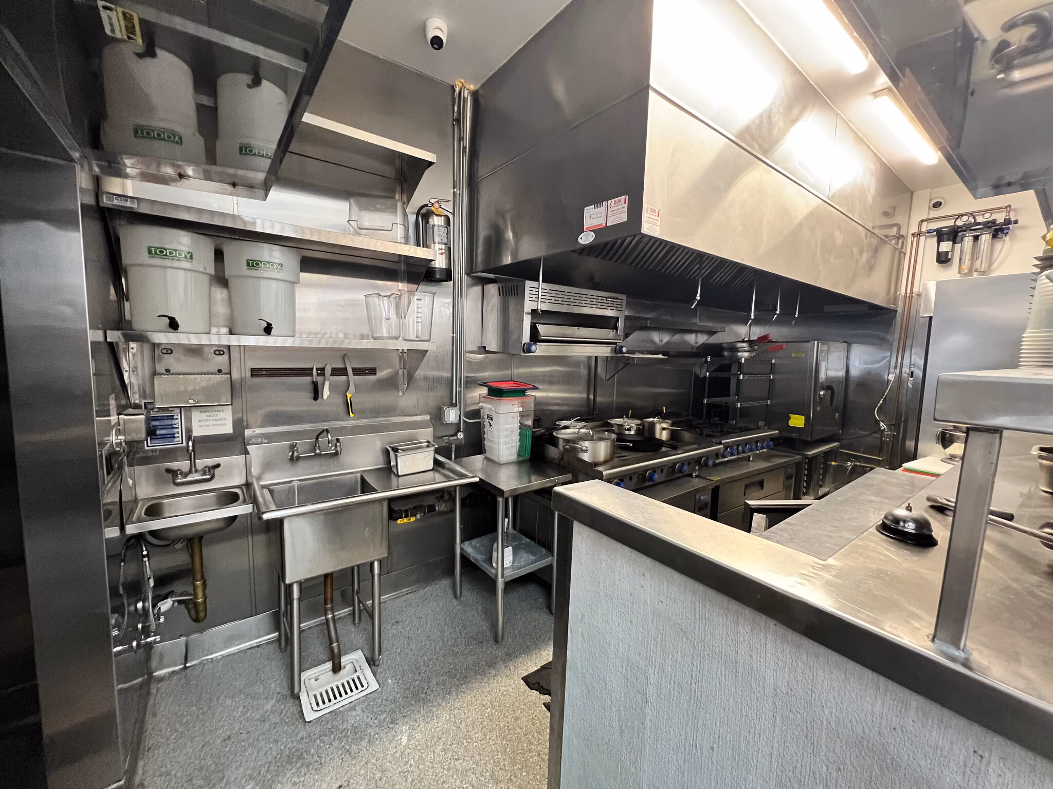 Multi-Use Fast Casual for Lease in Los Angeles CA - Thumbnail 4