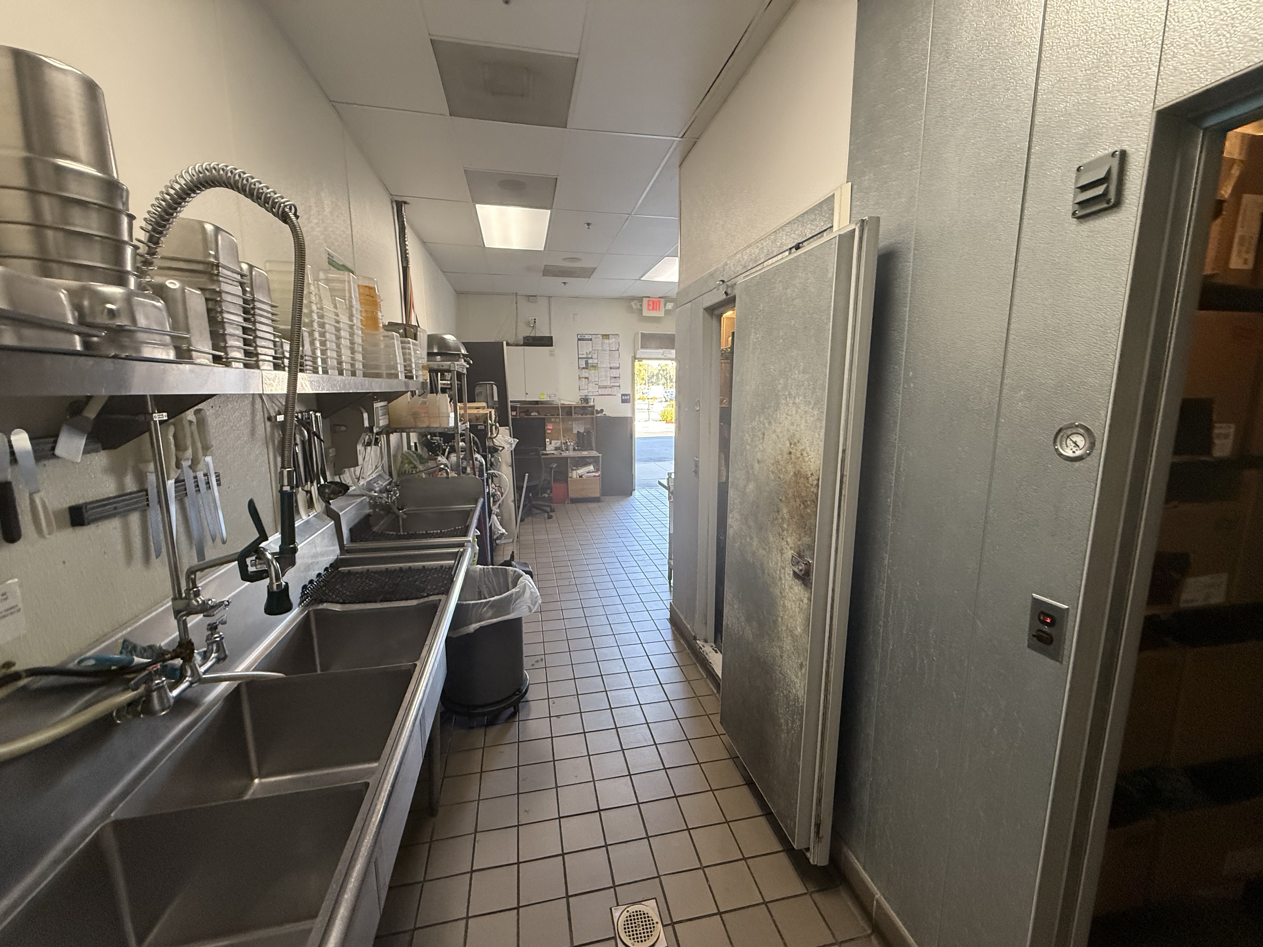 Multi-Use Fast Casual for Lease in Lake Elsinore CA