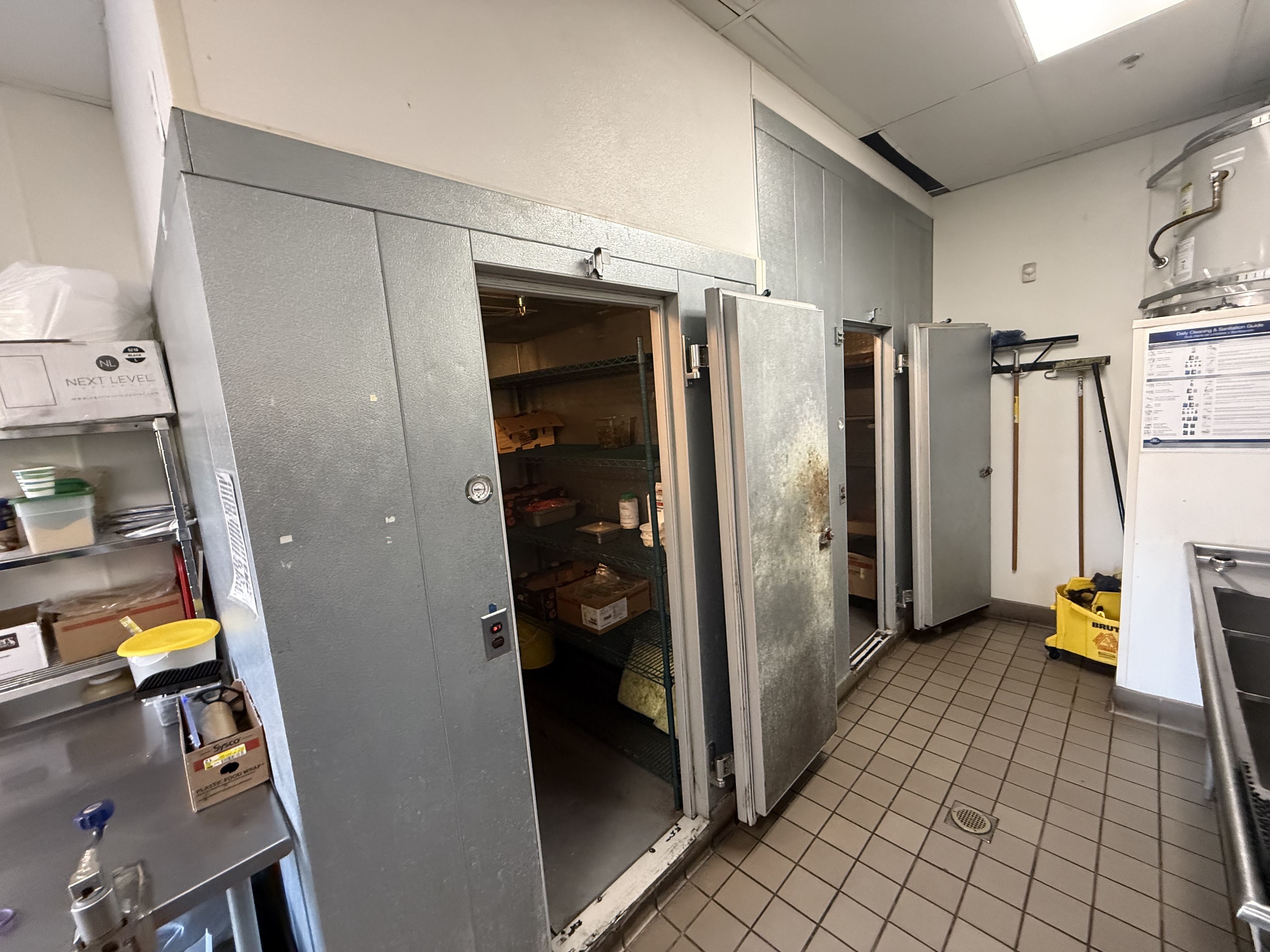 Multi-Use Fast Casual for Lease in Lake Elsinore CA