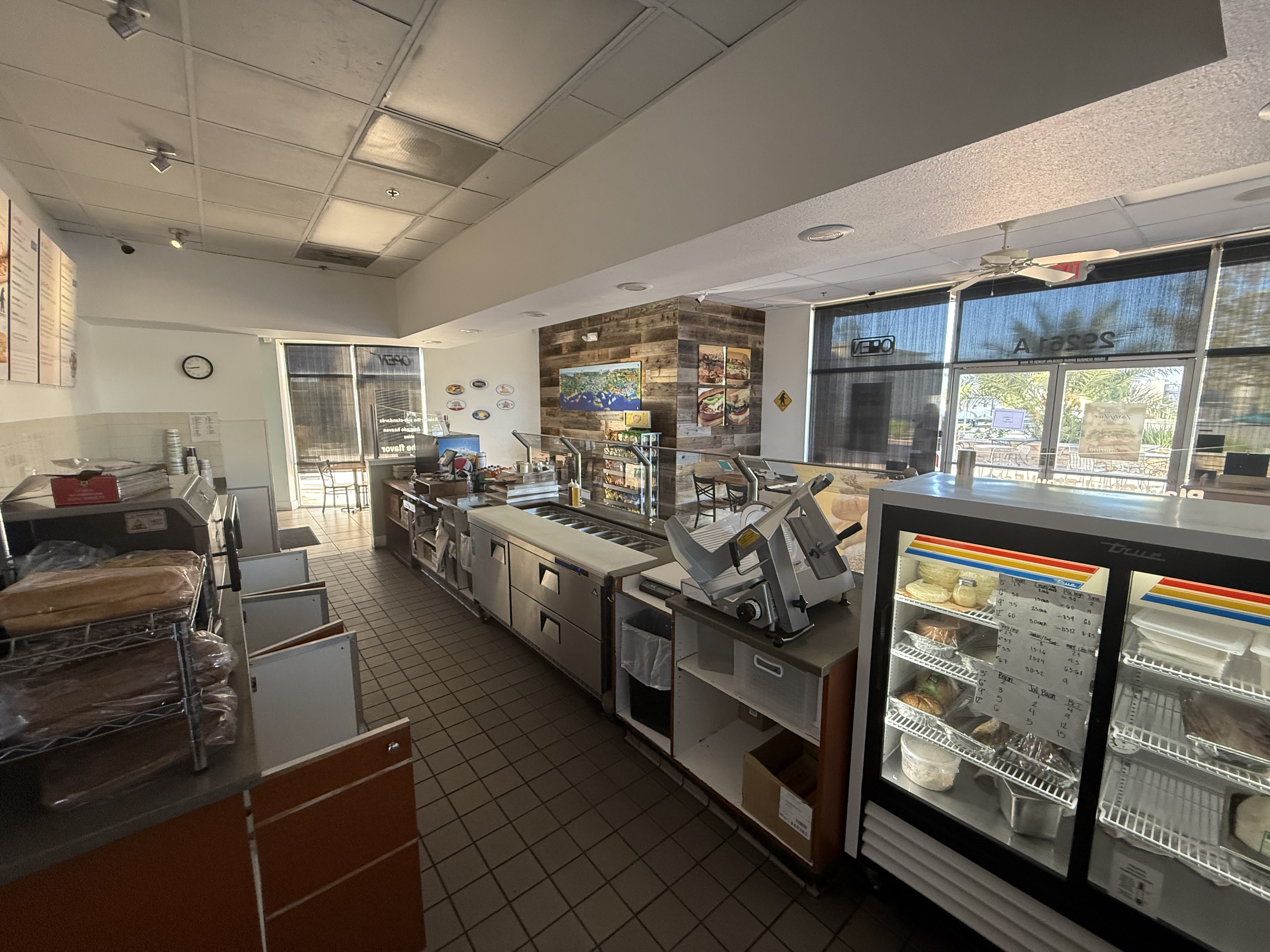 Multi-Use Fast Casual for Lease in Lake Elsinore CA
