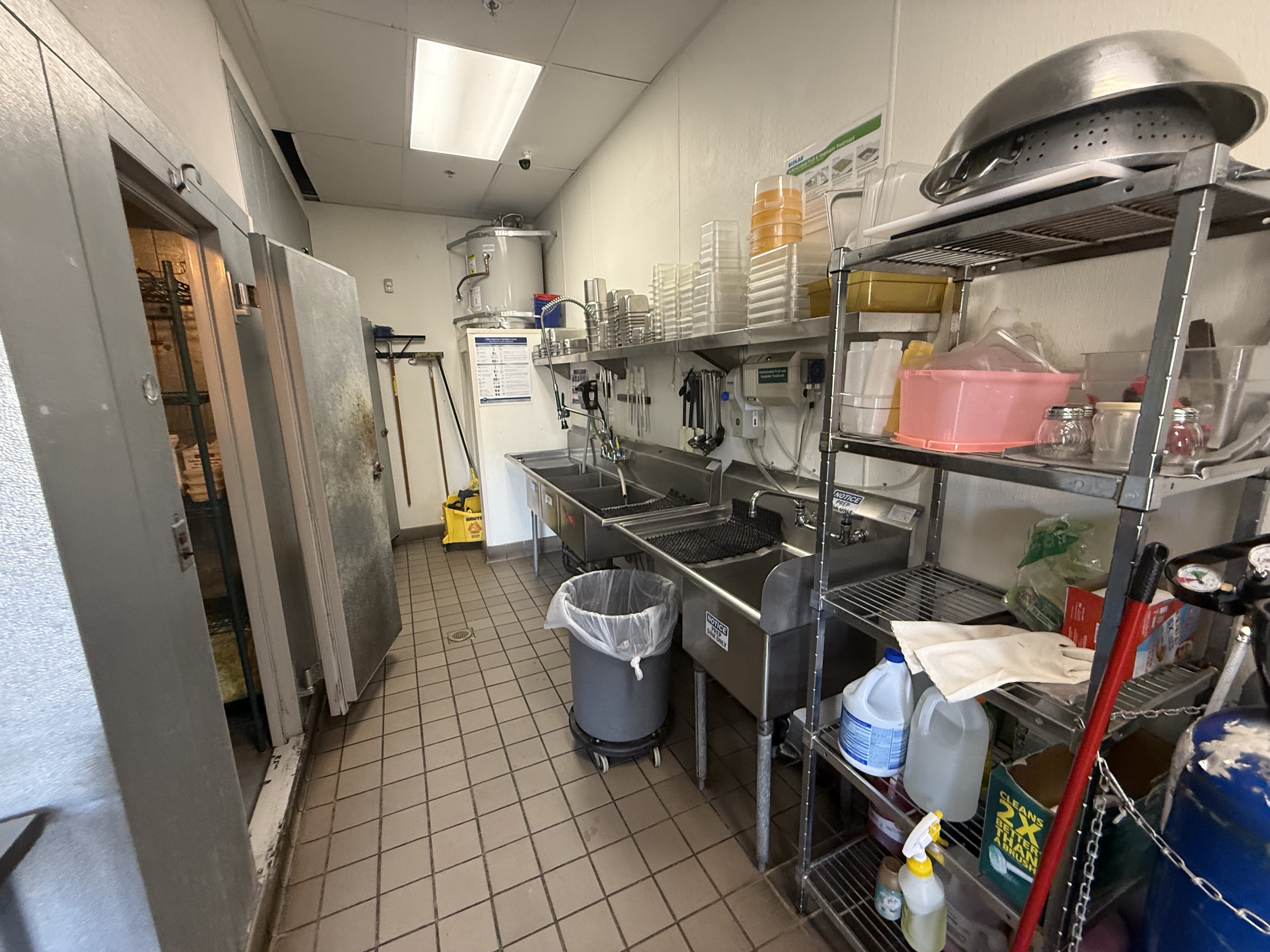 Multi-Use Fast Casual for Lease in Lake Elsinore CA