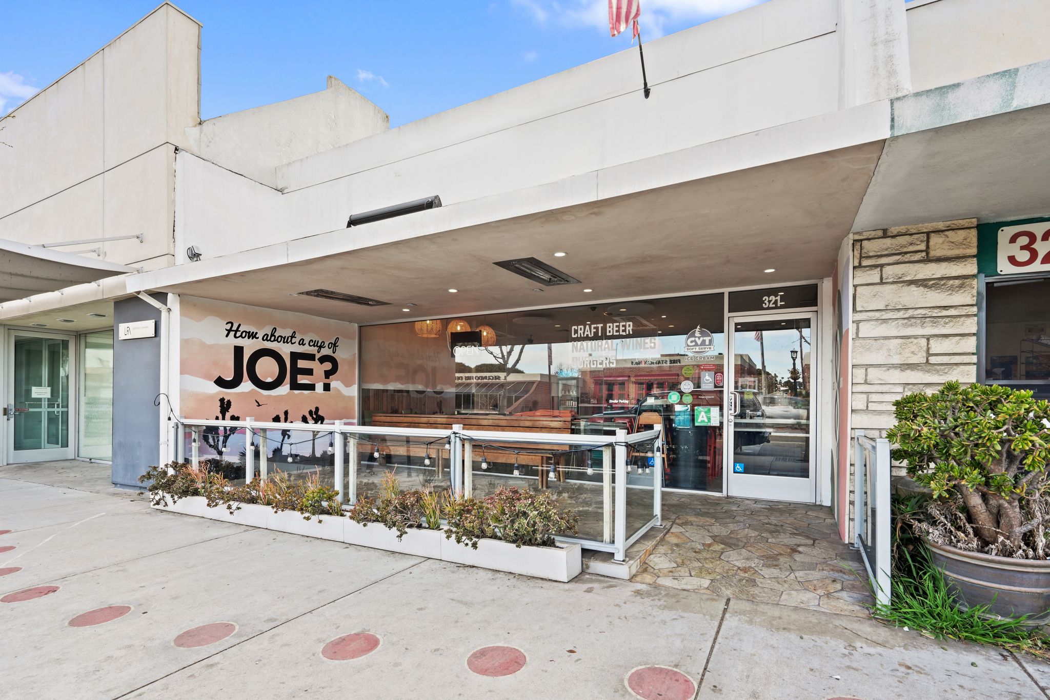 Multi-Use Full Restaurant for Sale in El Segundo CA