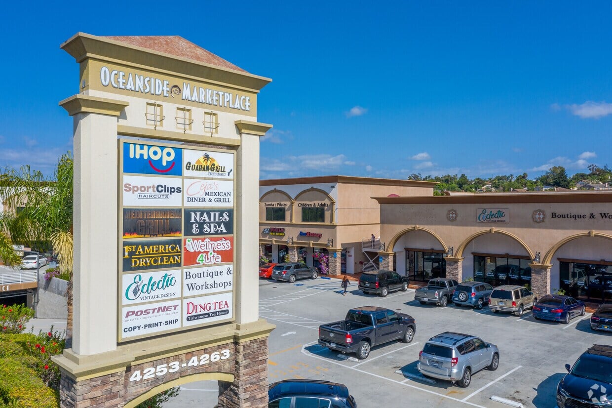 Half-done new restaurant space in prime corner shopping center in Oceanside