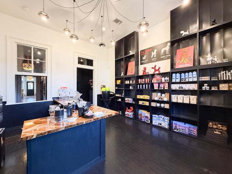 Turn Key Cafe on Magazine Street with Patio