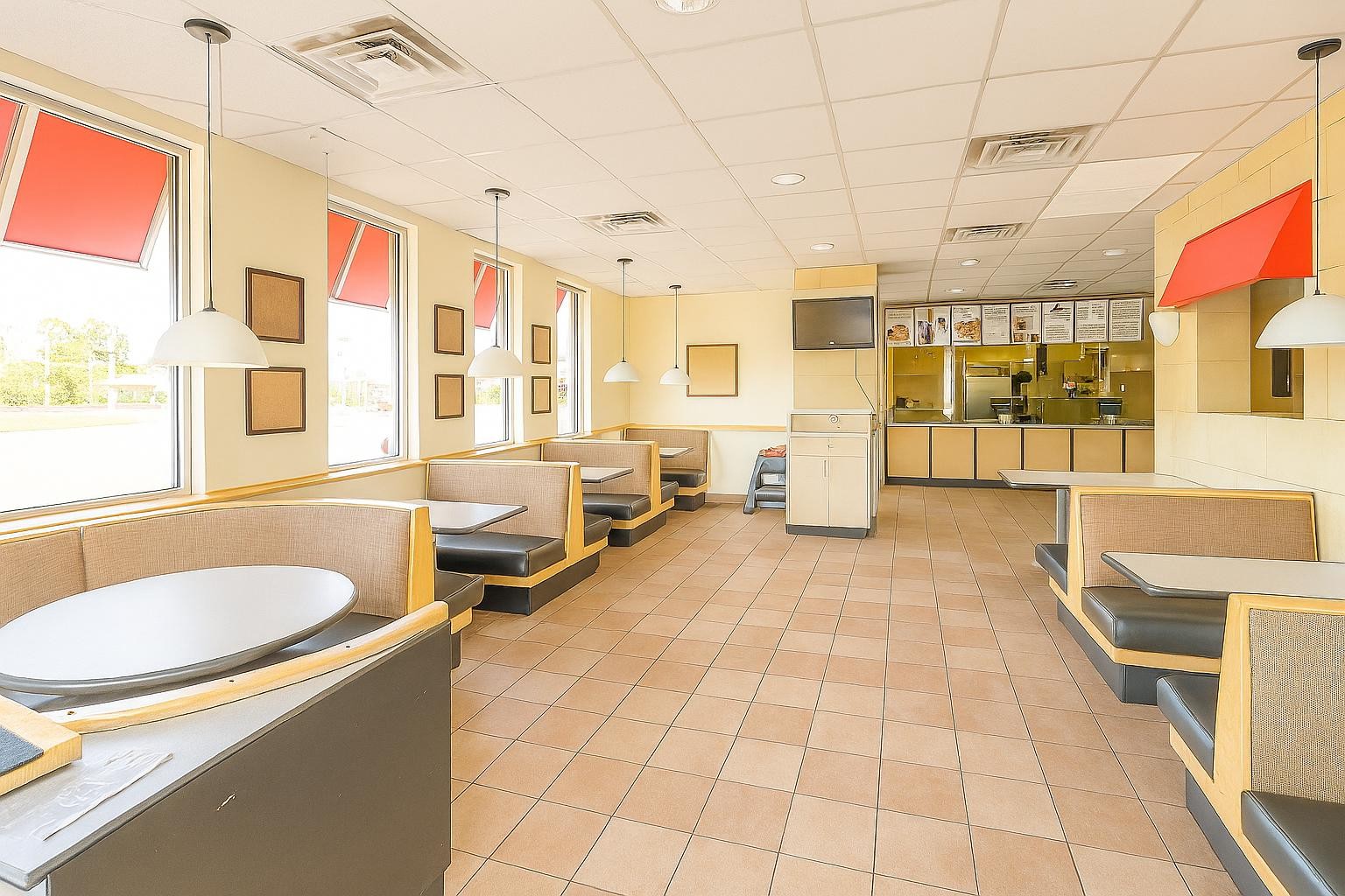 Multi-Use Full Restaurant in Longview TX - Thumbnail 1