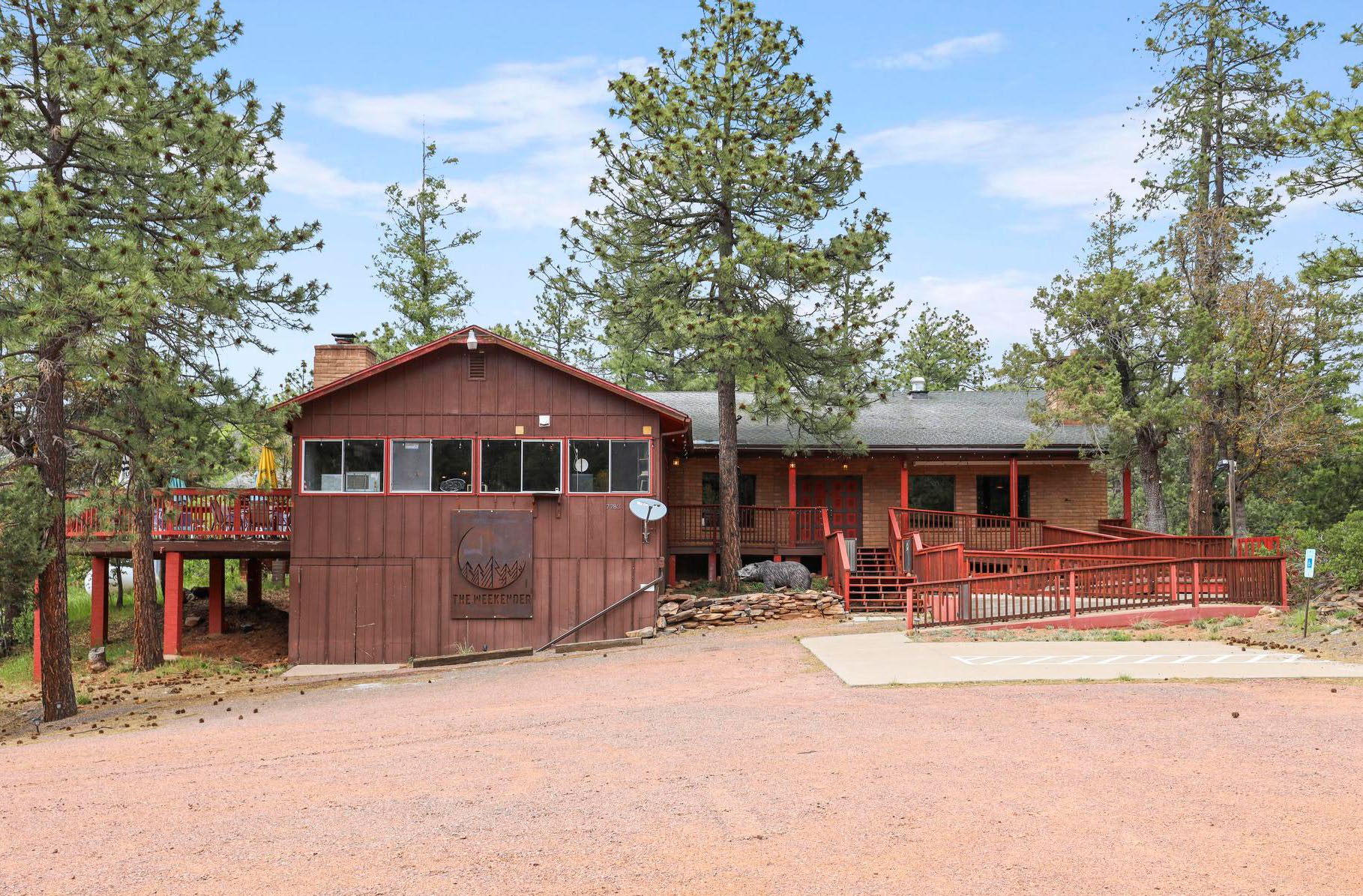 Turn-Key Freestanding Restaurant / Bar / Event Venue in the High Pines of Strawberry, Arizona - Image 7