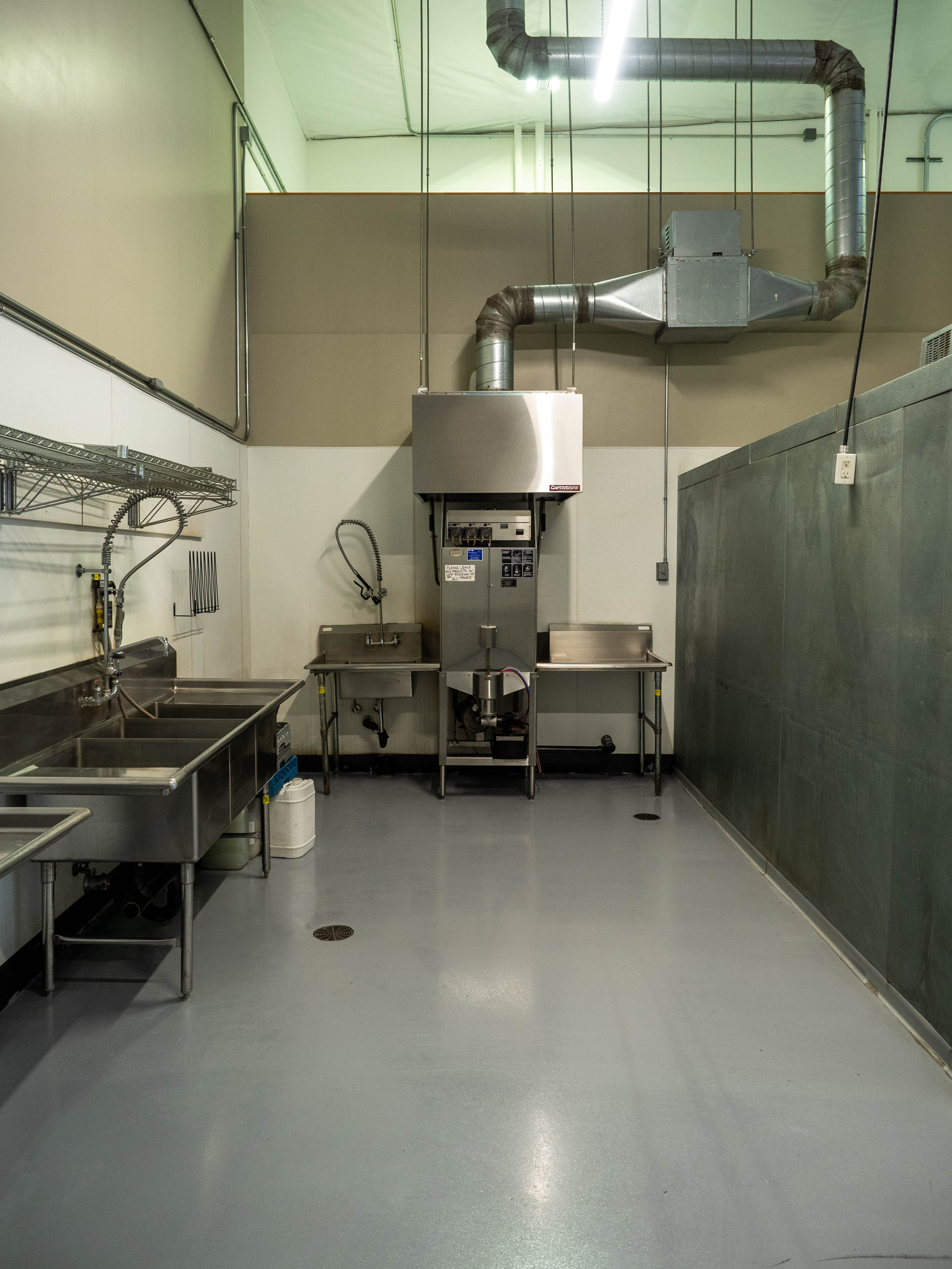 Production Kitchen in SE Portland - Thumbnail 6