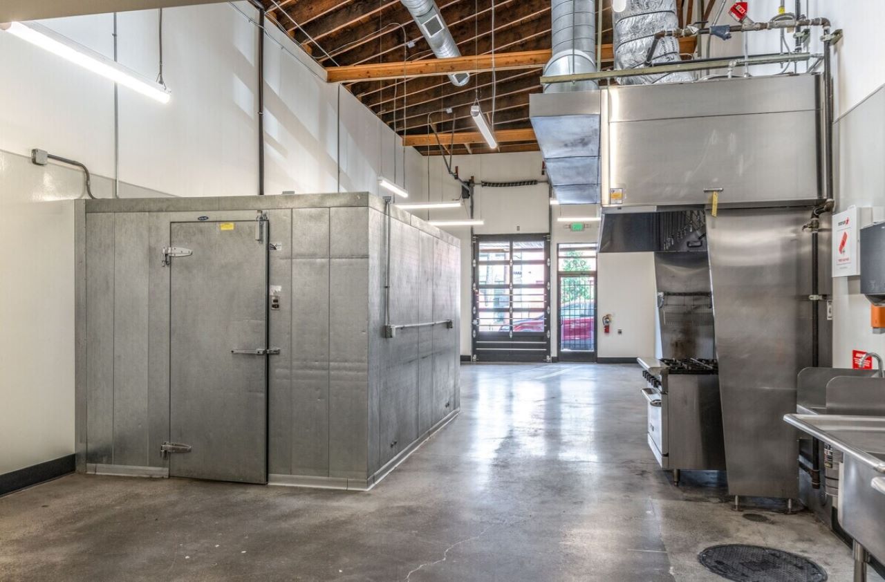 Fully Equipped Production Kitchen with Roll-Up Door, Dine-In Area, and Shared Patio One Block from SE Hawthorne Blvd. - Thumbnail 4
