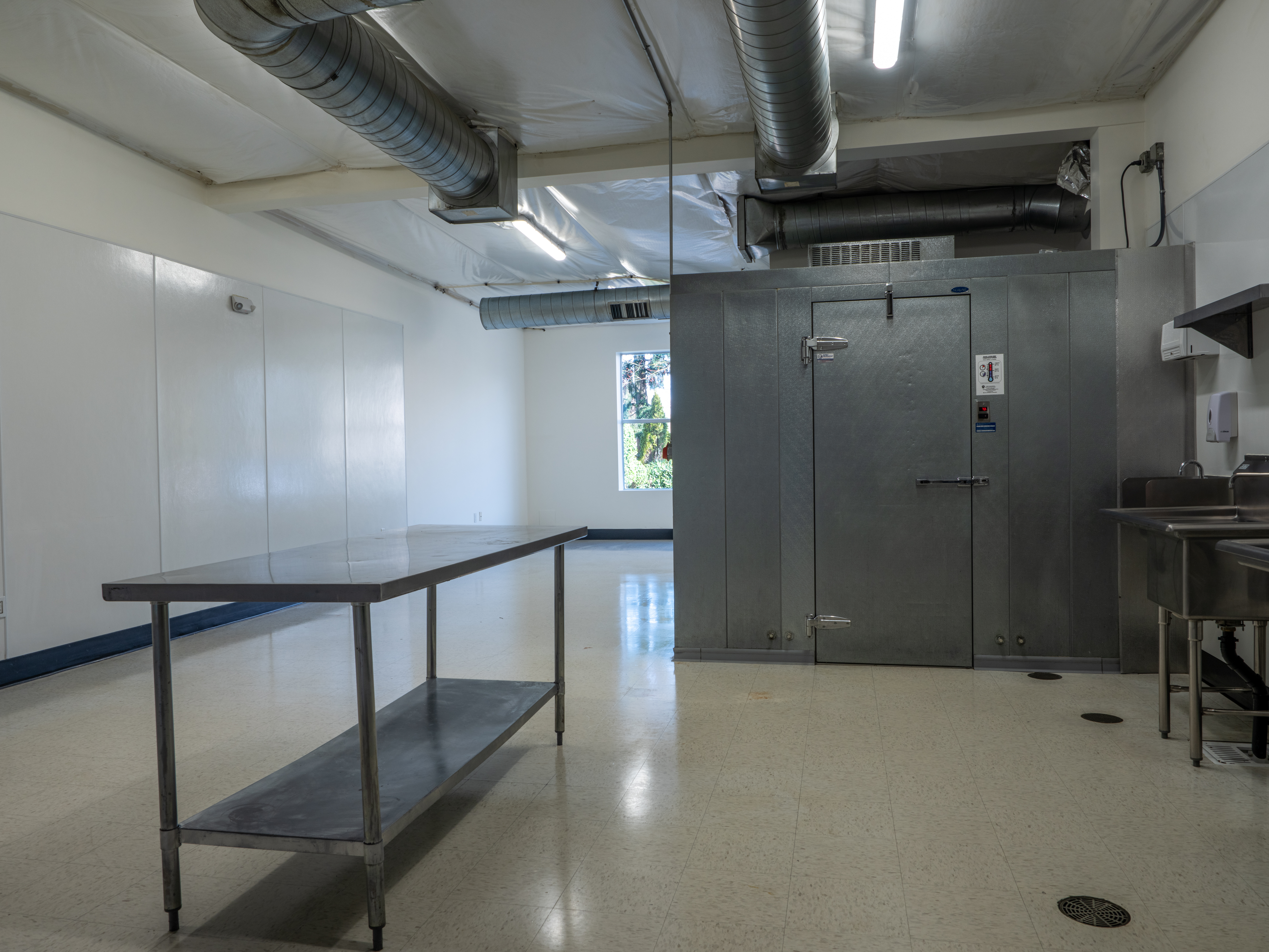 Turnkey Production Kitchen in Prime Beaverton Location - Thumbnail 7