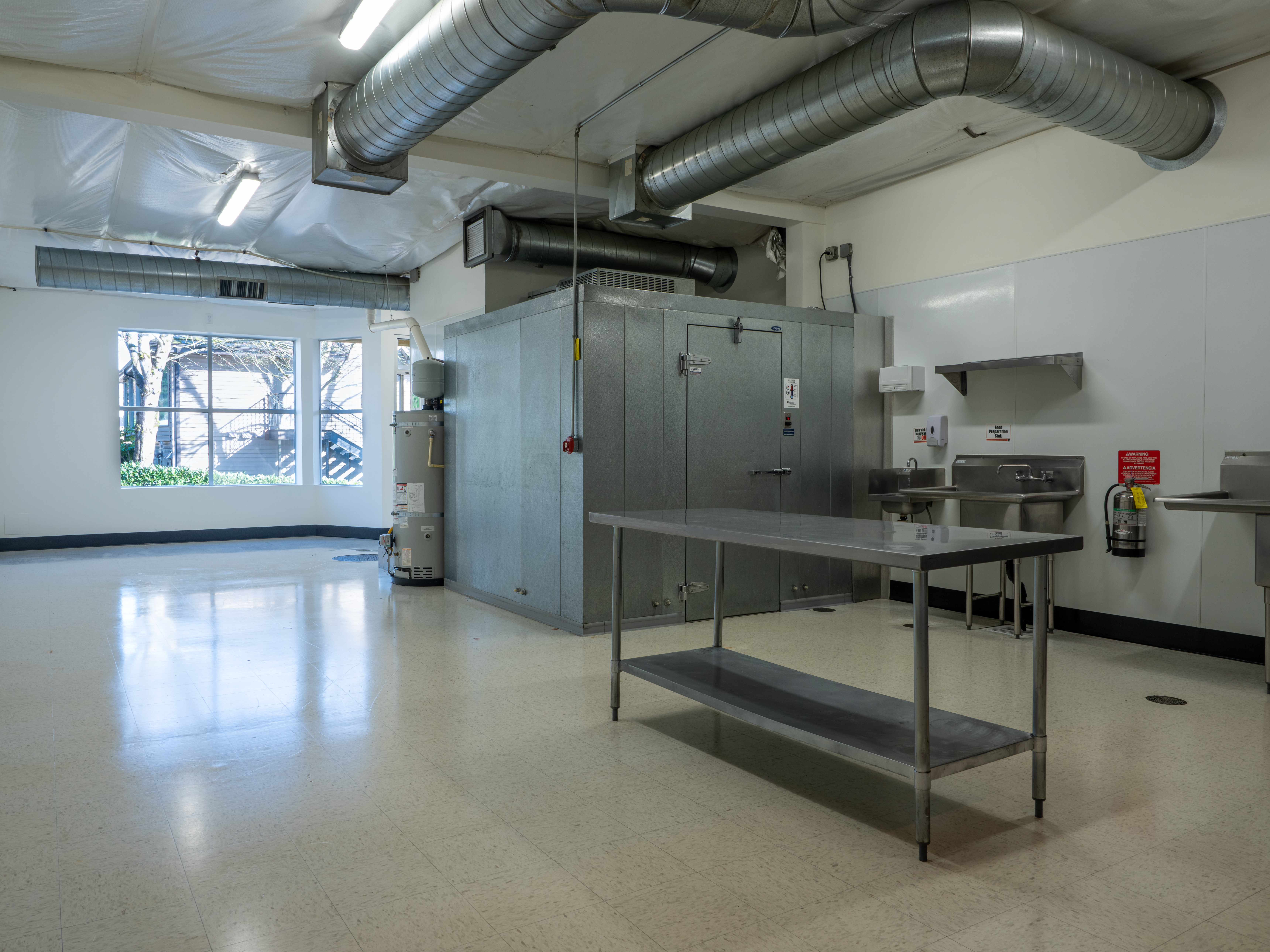 Turnkey Production Kitchen in Prime Beaverton Location - Thumbnail 5