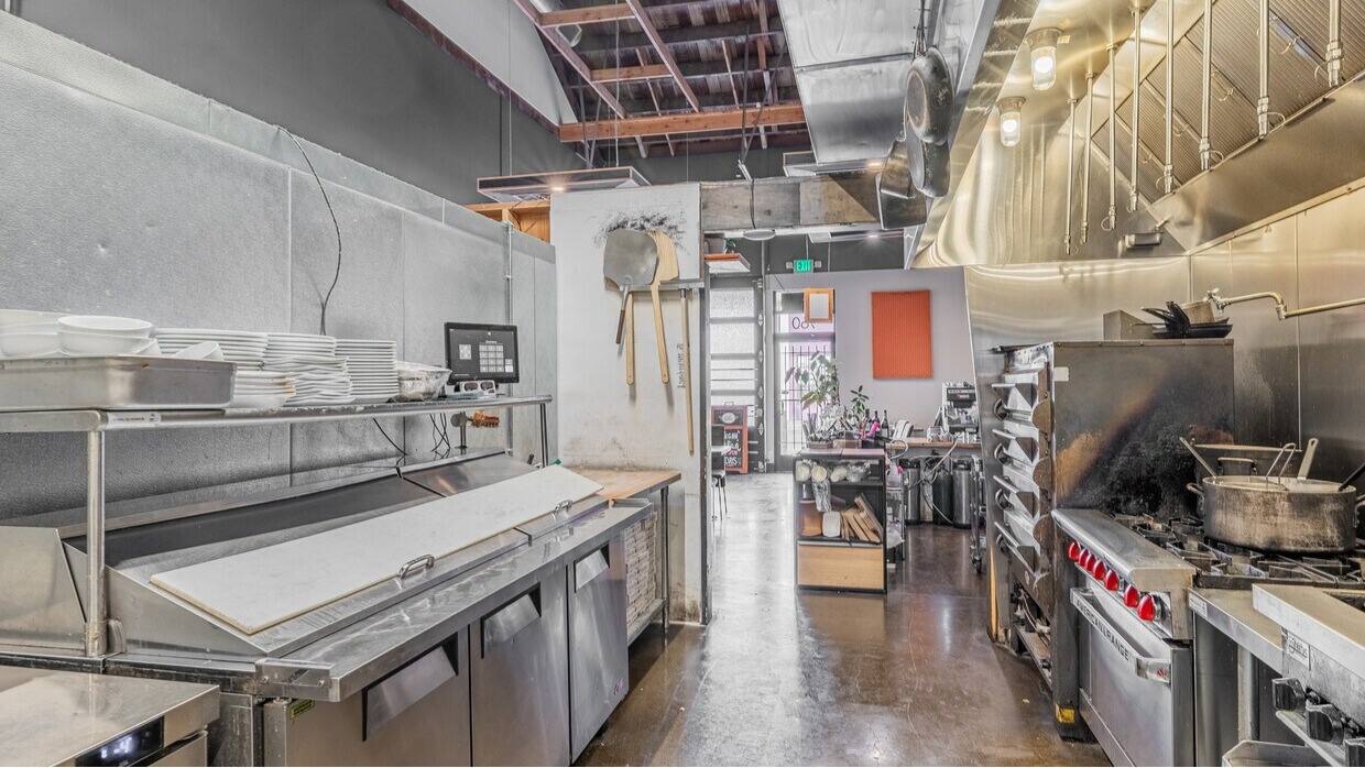 Production Kitchen Ideal for Caterers, Food Producers, Food Cart Operators, Restaurants, and Farmer's Market Vendors - Thumbnail 7