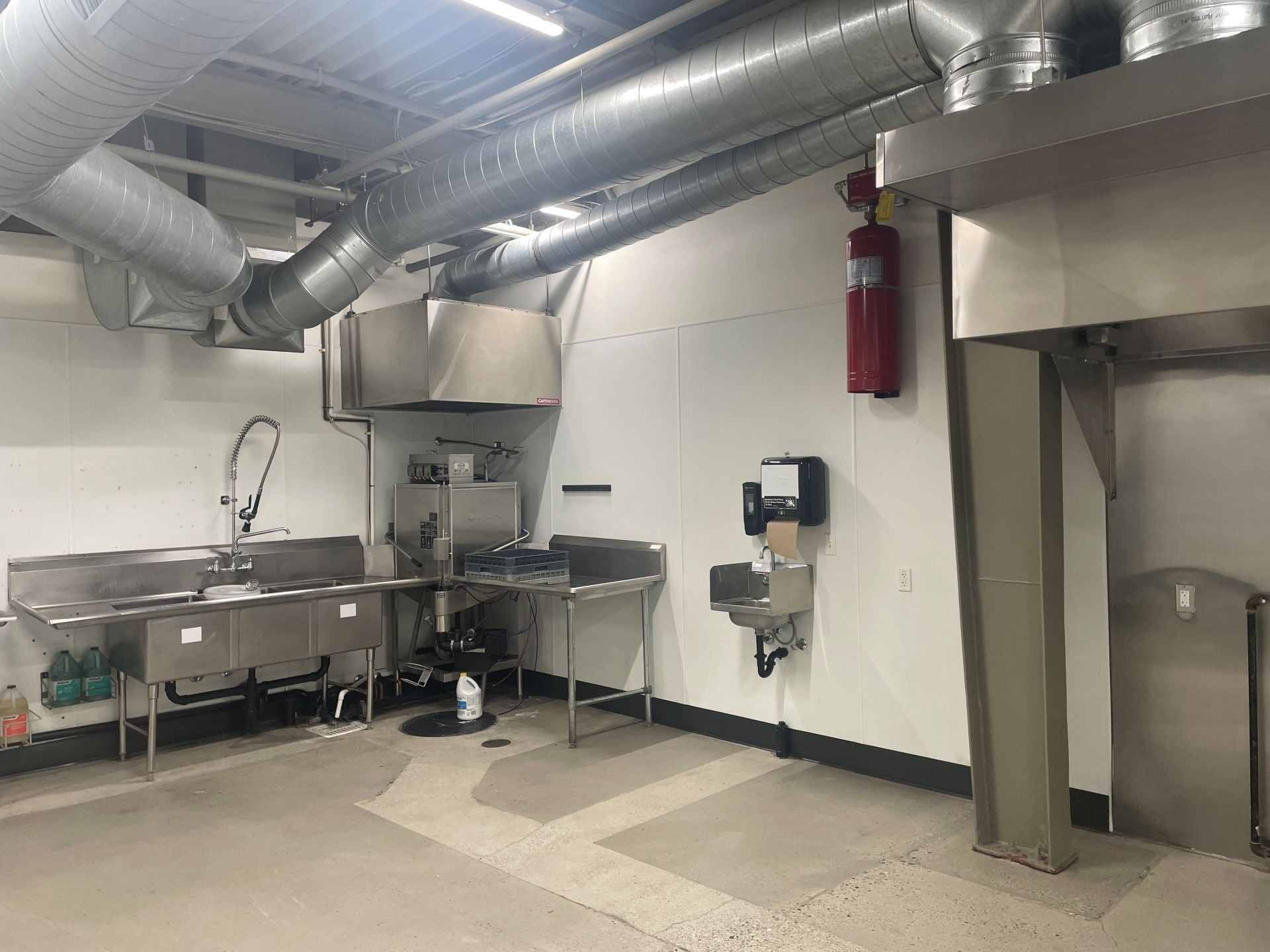 Multi-Use Ghost Kitchen for Lease in Portland, OR, 2,480 SF - Thumbnail 4