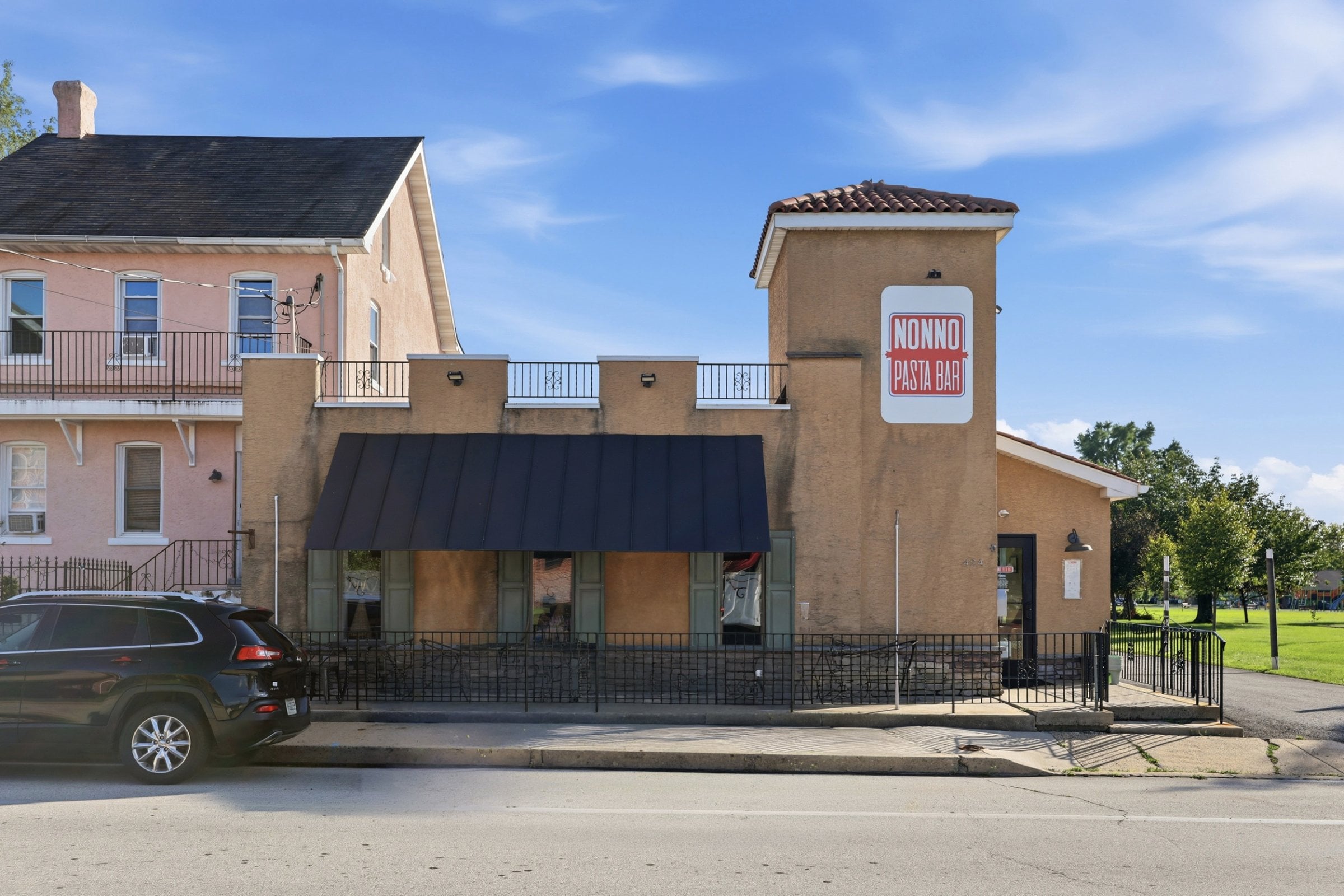 Full Restaurant for Sale in Souderton, PA, $850K - Thumbnail 2