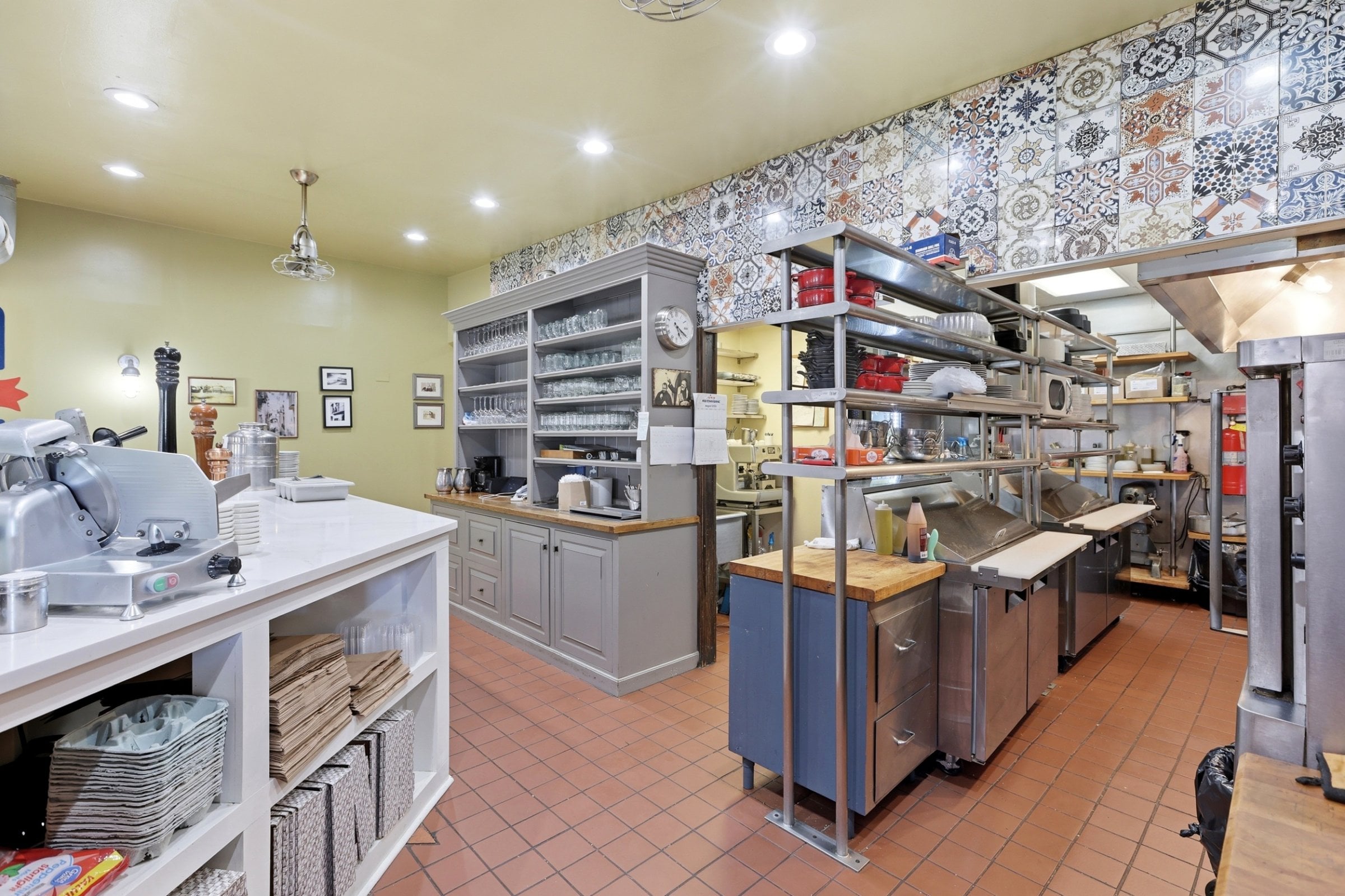 Full Restaurant for Sale in Souderton, PA, $850K - Thumbnail 4