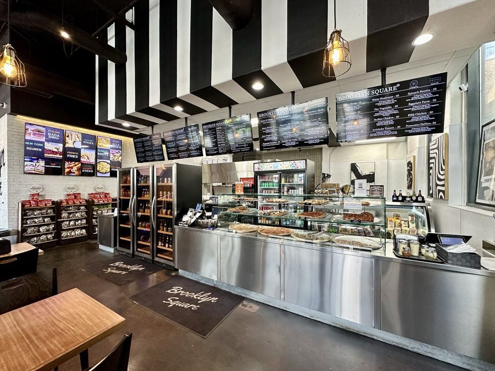 Full Restaurant for Sale in Pasadena, CA, 3,086 SF - Image 1
