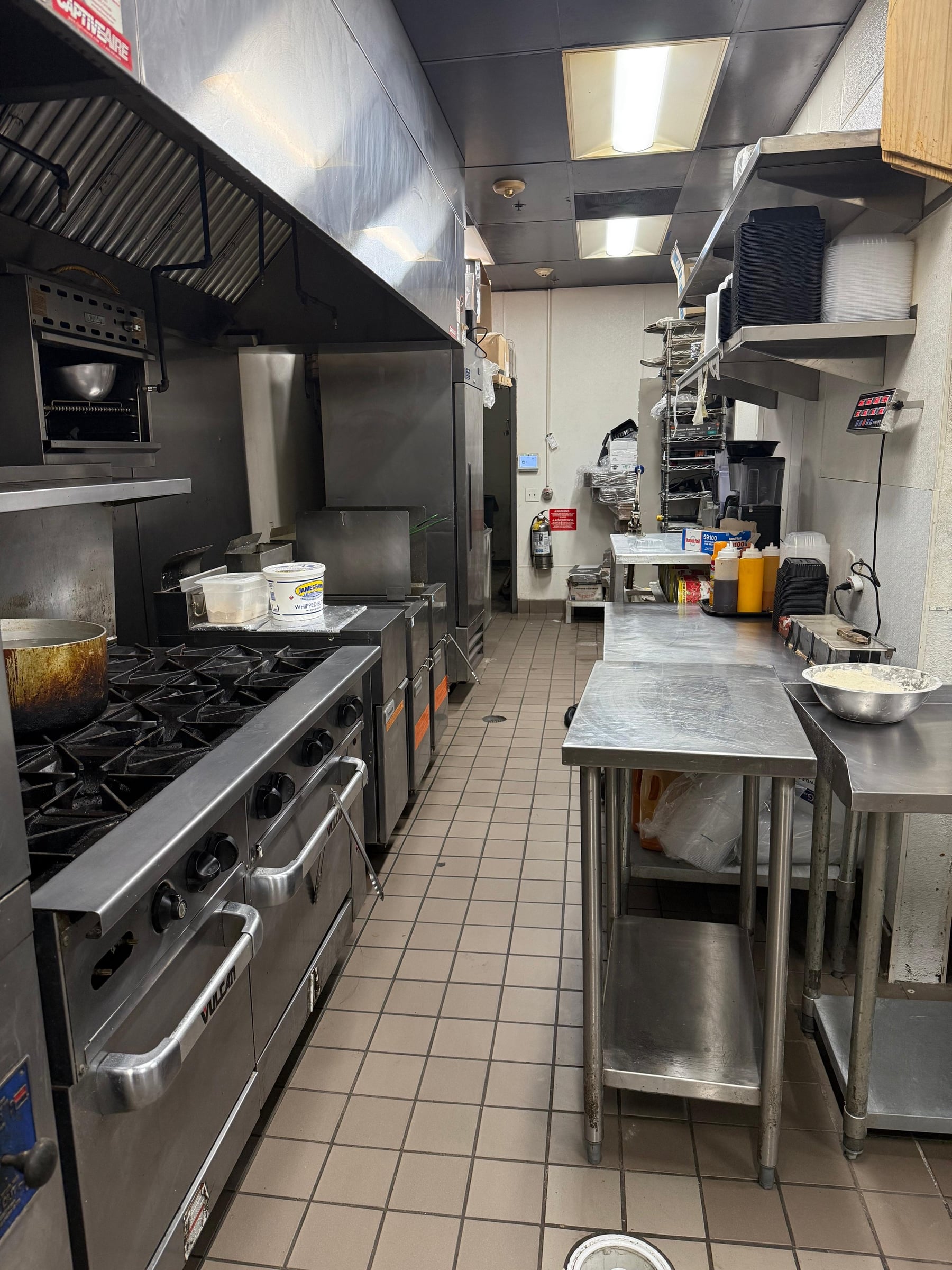 Full Restaurant for Sale in Pasadena, CA, 3,086 SF - Thumbnail 5