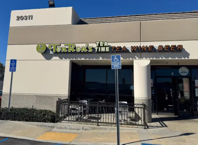 2,115 SF turnkey restaurant space located in prime Walnut - Thumbnail 2