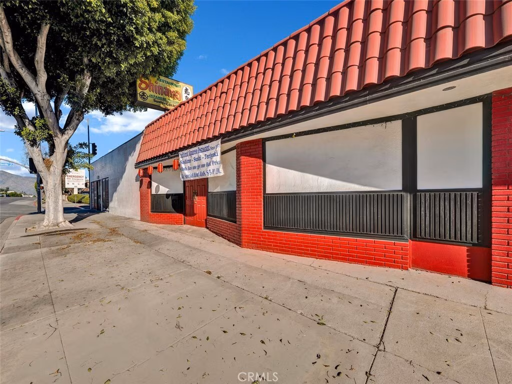 TURNKEY RESTAURANT W/ BEER & WINE Monterey Park - Thumbnail 3