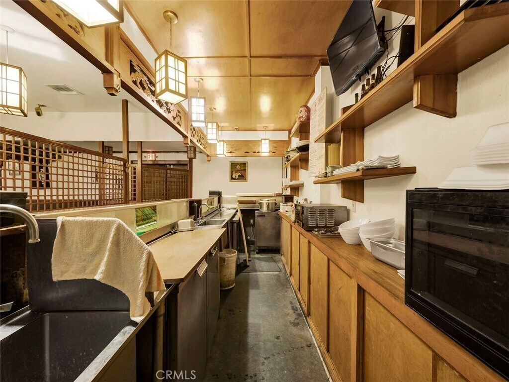 TURNKEY RESTAURANT W/ BEER & WINE Monterey Park - Thumbnail 5