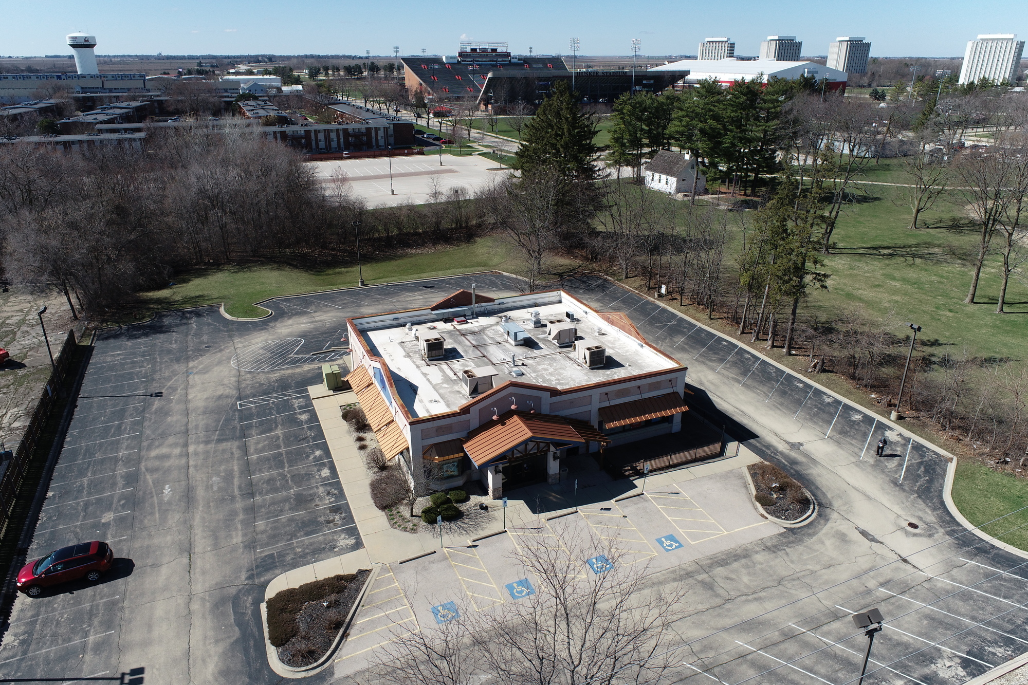 Full Restaurant for Lease in DeKalb IL - Thumbnail 4