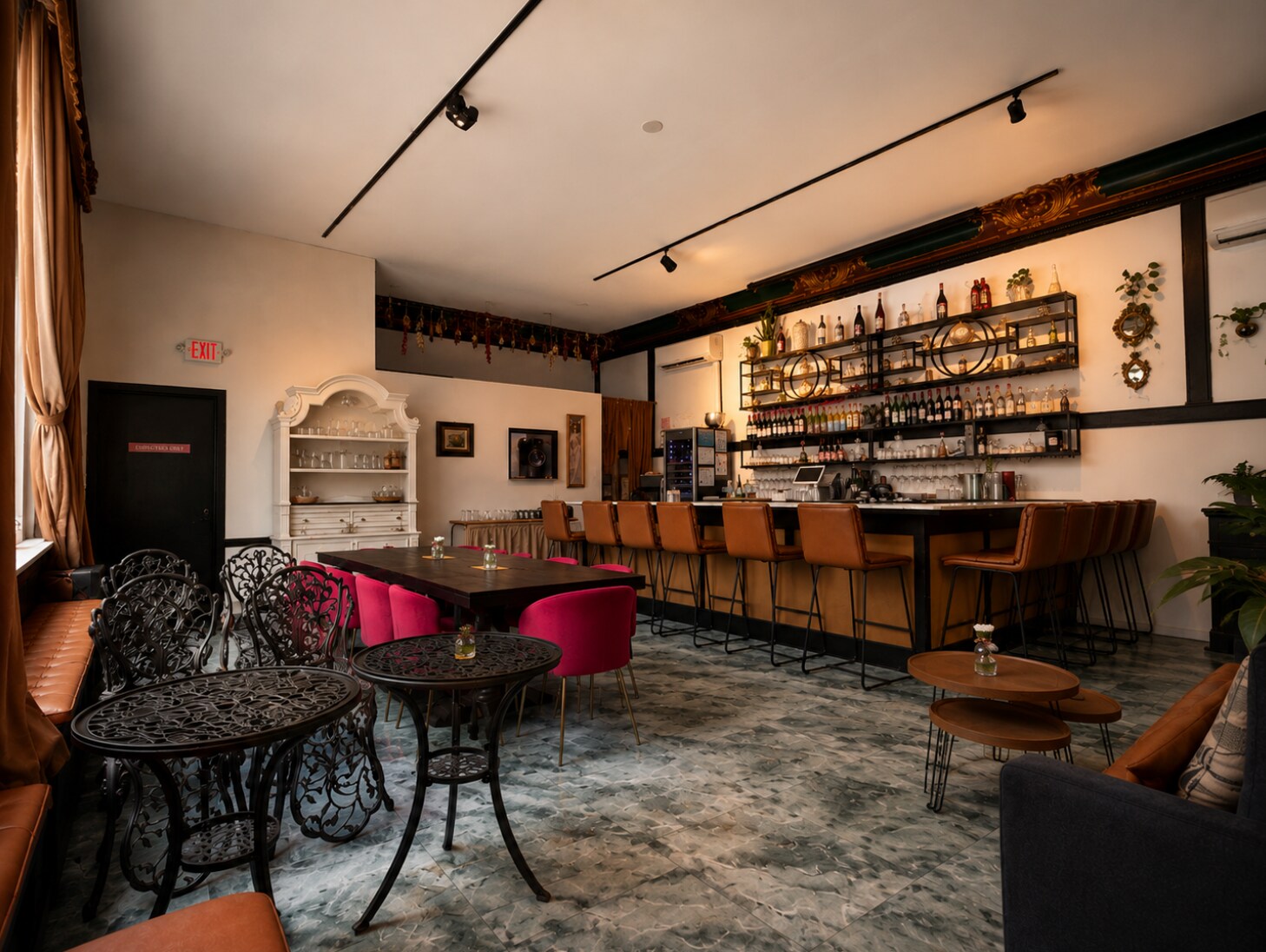 Corner turnkey Ridgewood hospitality opportunity • built-out bar • across from Rolo’s - Thumbnail 2
