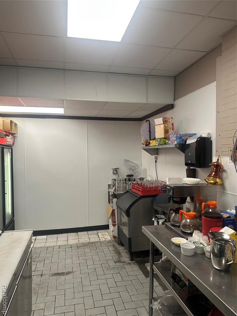 Full Restaurant for Sale in Livonia, MI, 4,174 SF