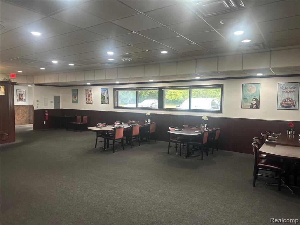 Full Restaurant for Sale in Livonia, MI, 4,174 SF