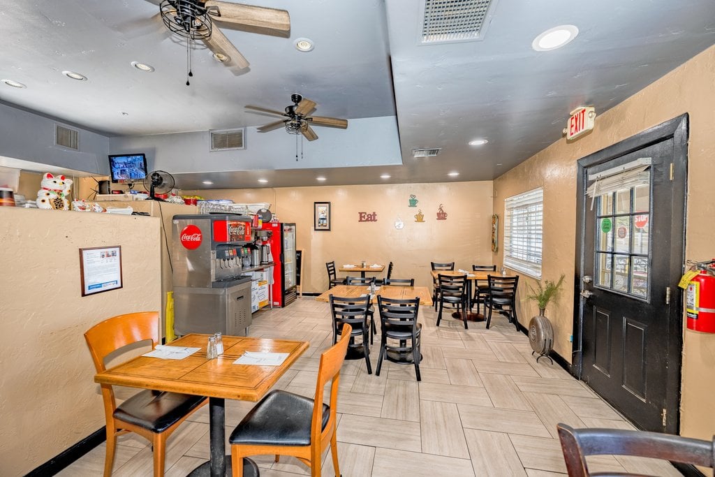 Restaurant in the Heart of Town For Sale | Agua Dulce, CA - Thumbnail 3