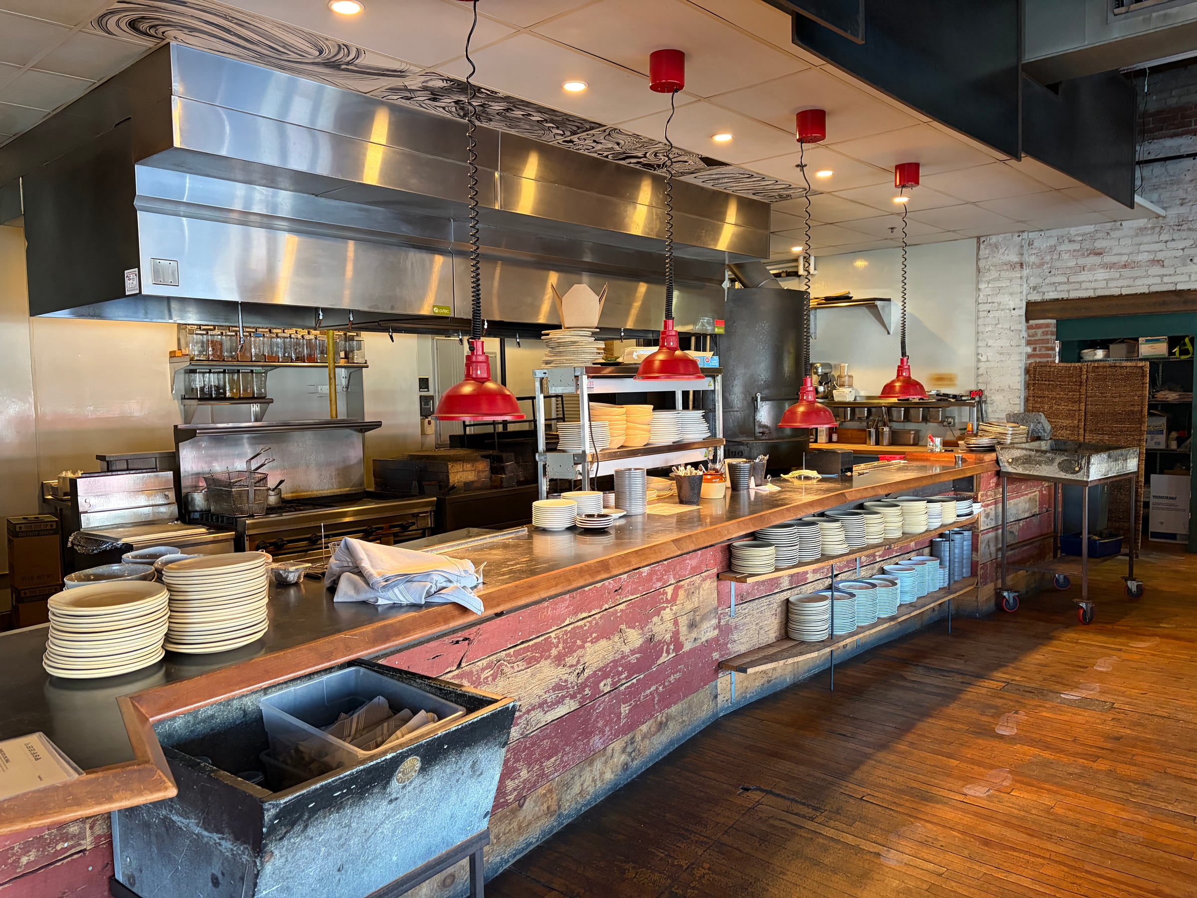 Full Restaurant for Lease in East Somerville, Somerville, MA – 5,100 SF