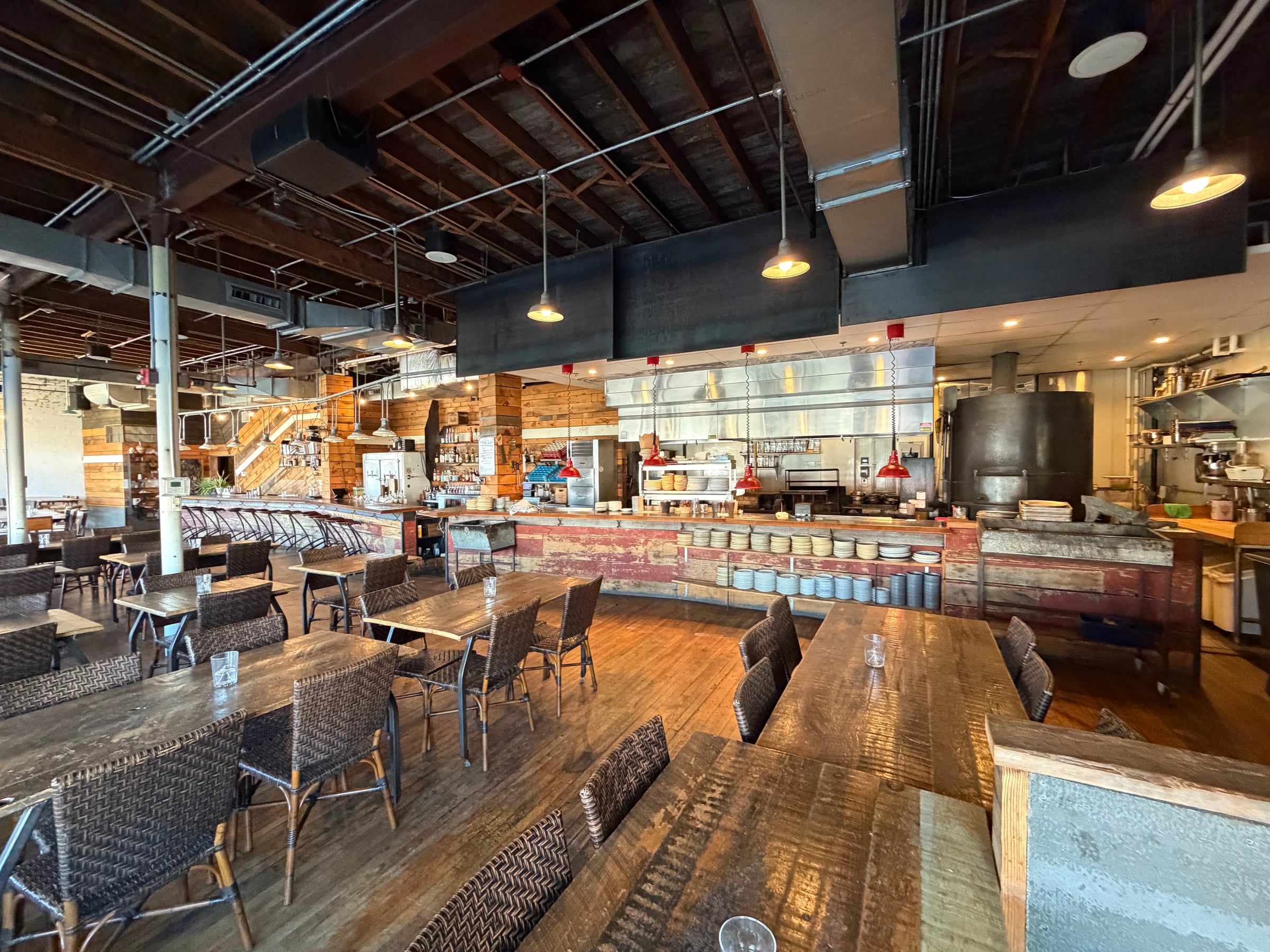 Full Restaurant for Lease in East Somerville, Somerville, MA – 5,100 SF - Thumbnail 3