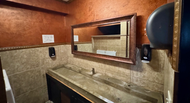 Multi-Use Full Restaurant for Lease in Woodstock IL - Thumbnail 1