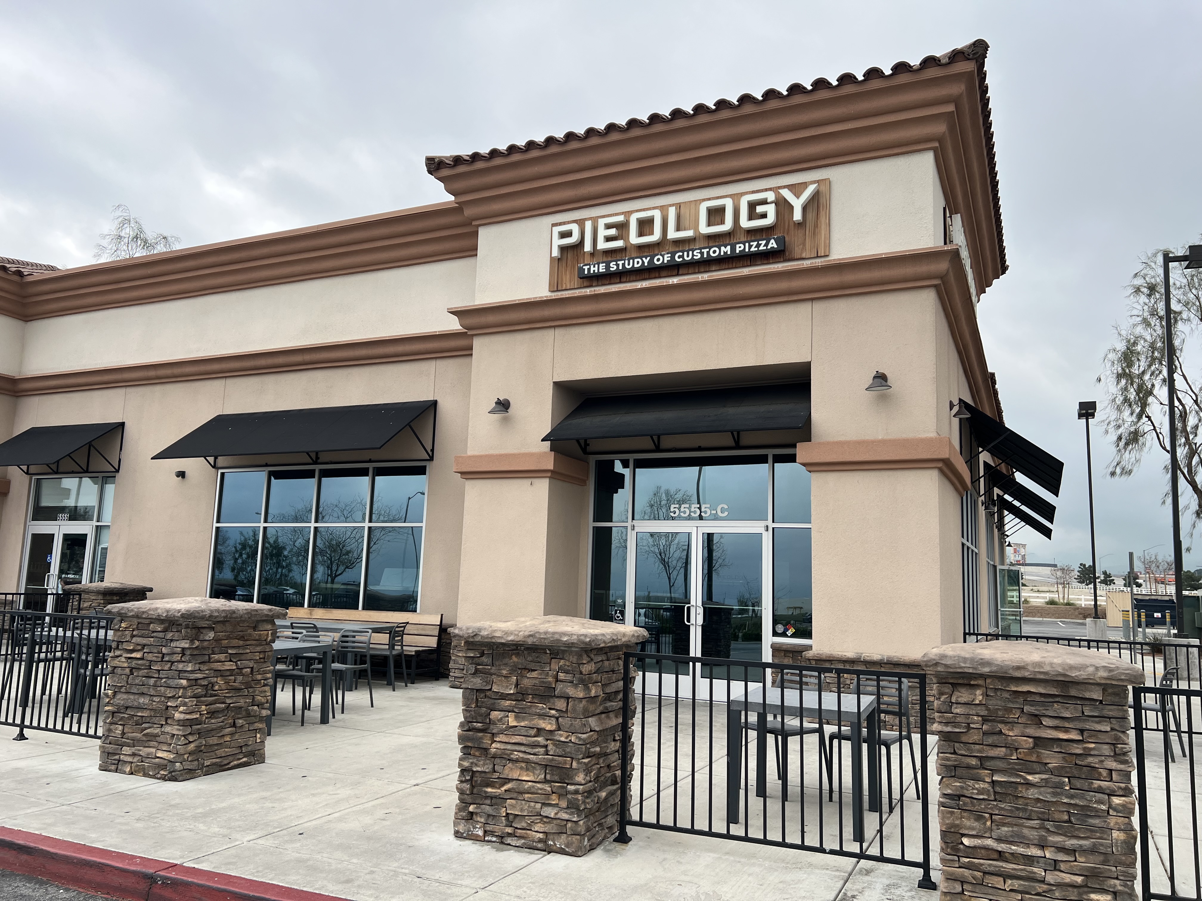 Fast Casual for Lease in Arvin CA - Image 9