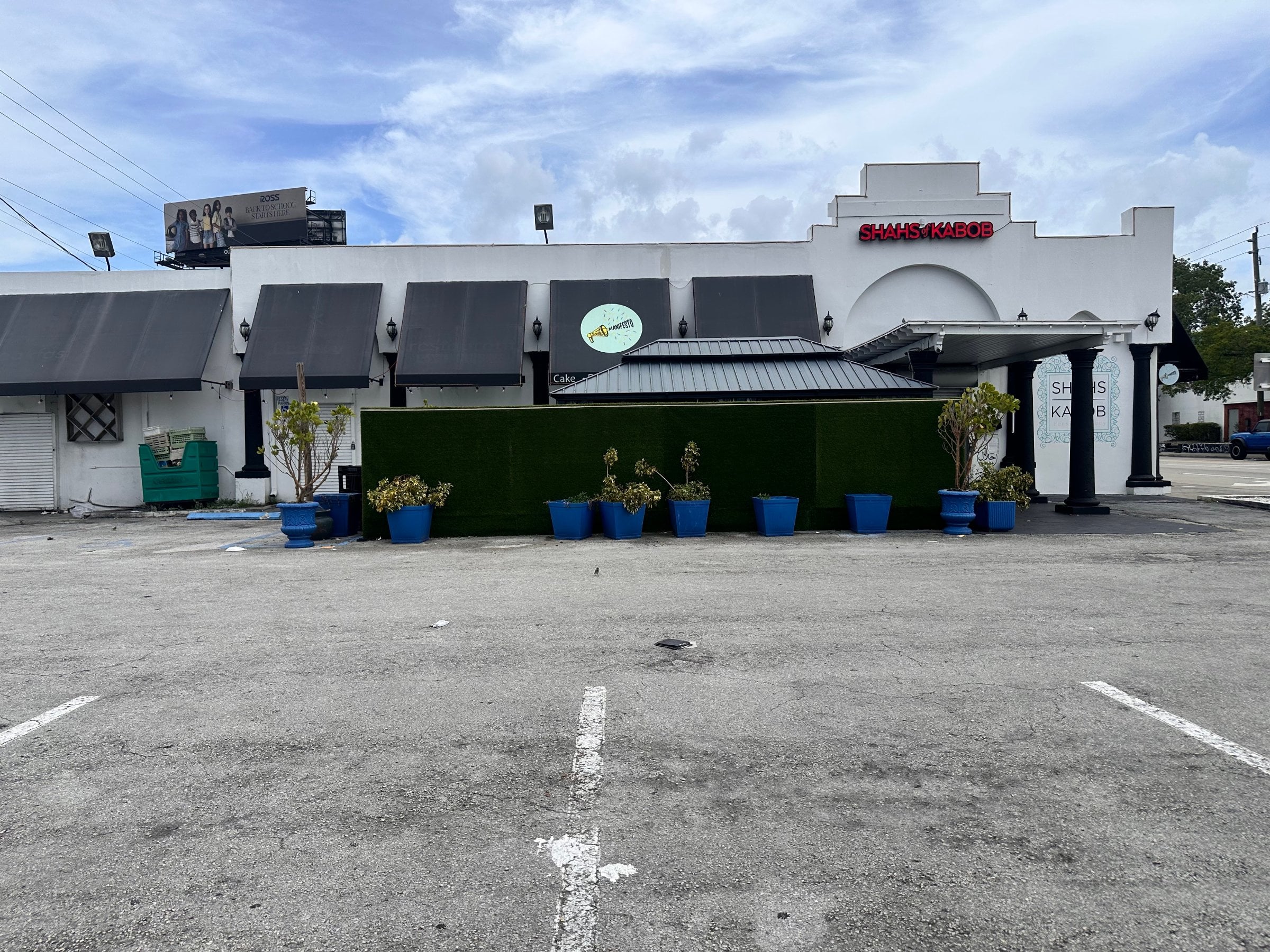 Full Restaurant for Lease in Miami, FL, 2,100 SF - Thumbnail 2