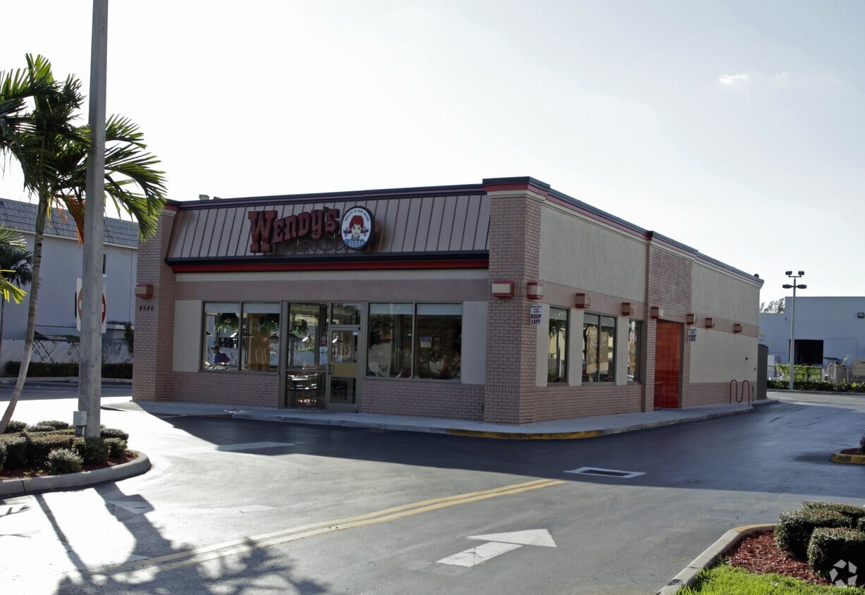 Doral Freestanding Drive-Thru Restaurant Opportunity