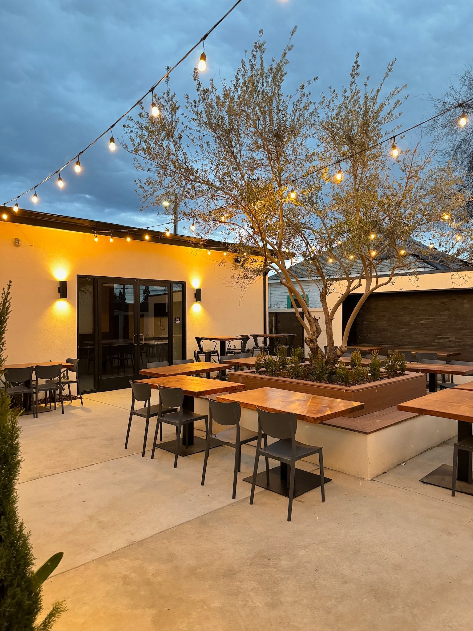 Equipped Restaurant Opportunity / Old Town Clovis - Thumbnail 3