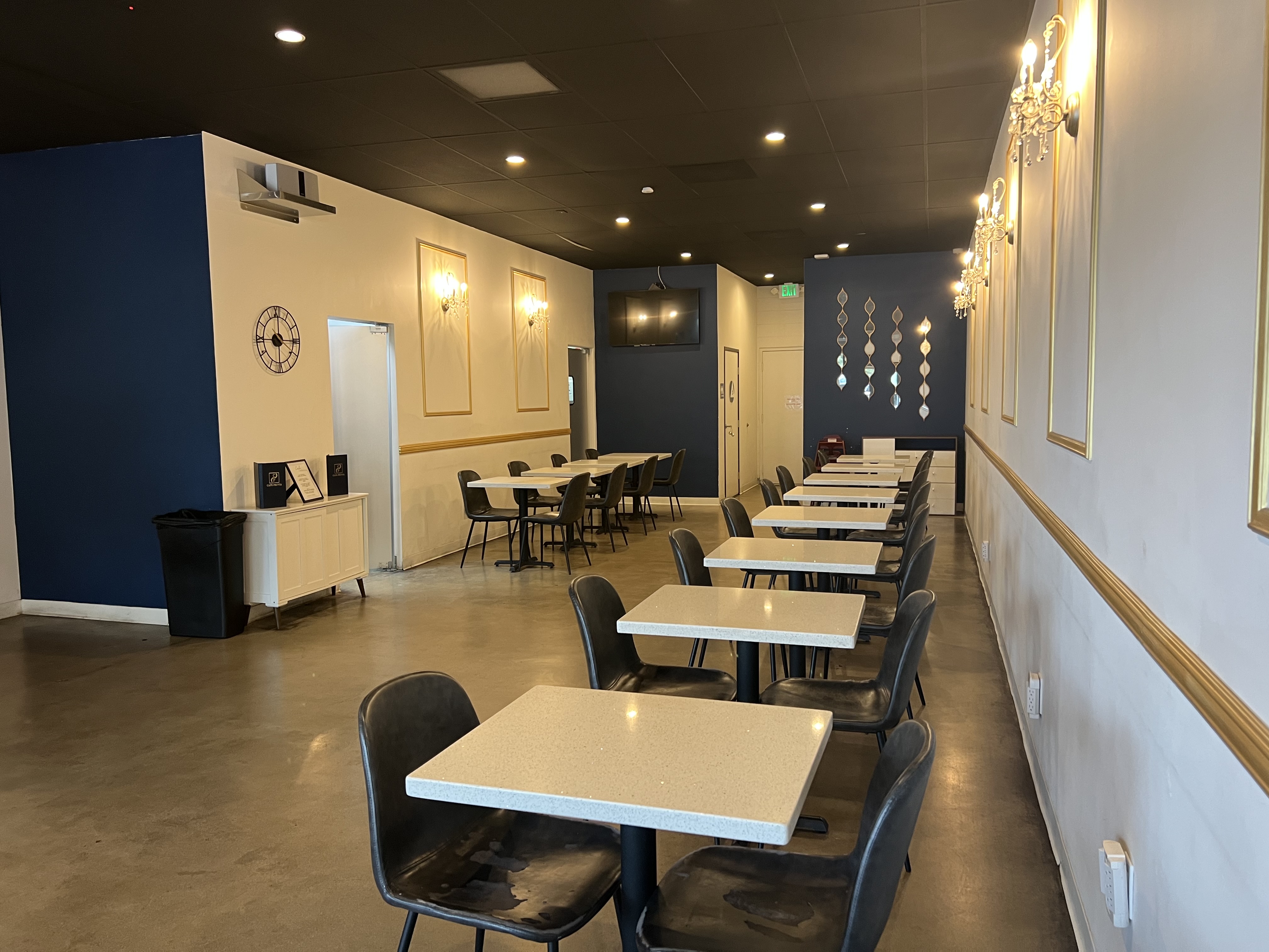 Turnkey Restaurant in the Heart of Gardena’s Pacific Square - Image 1