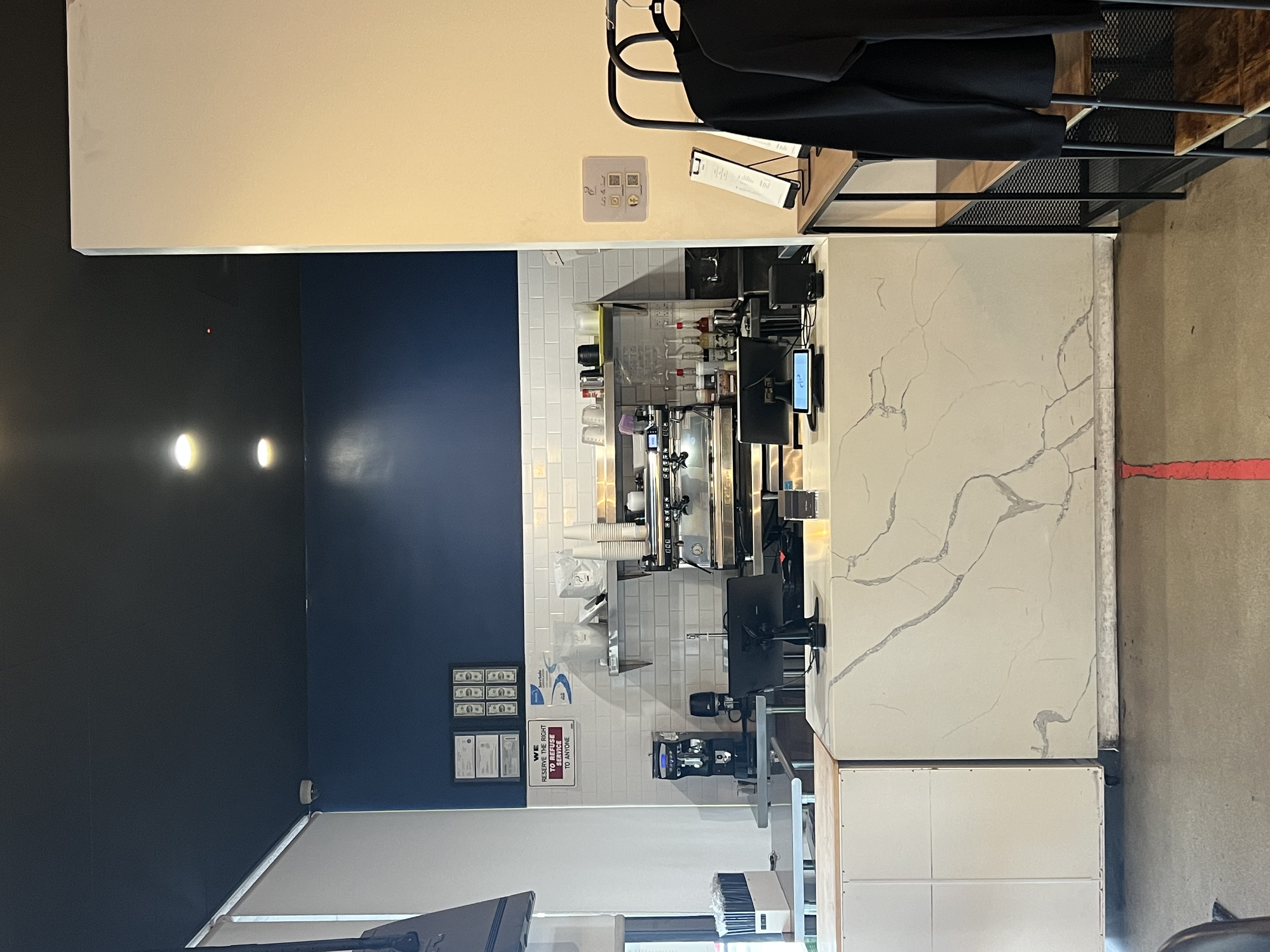 Turnkey Restaurant in the Heart of Gardena’s Pacific Square - Thumbnail 2