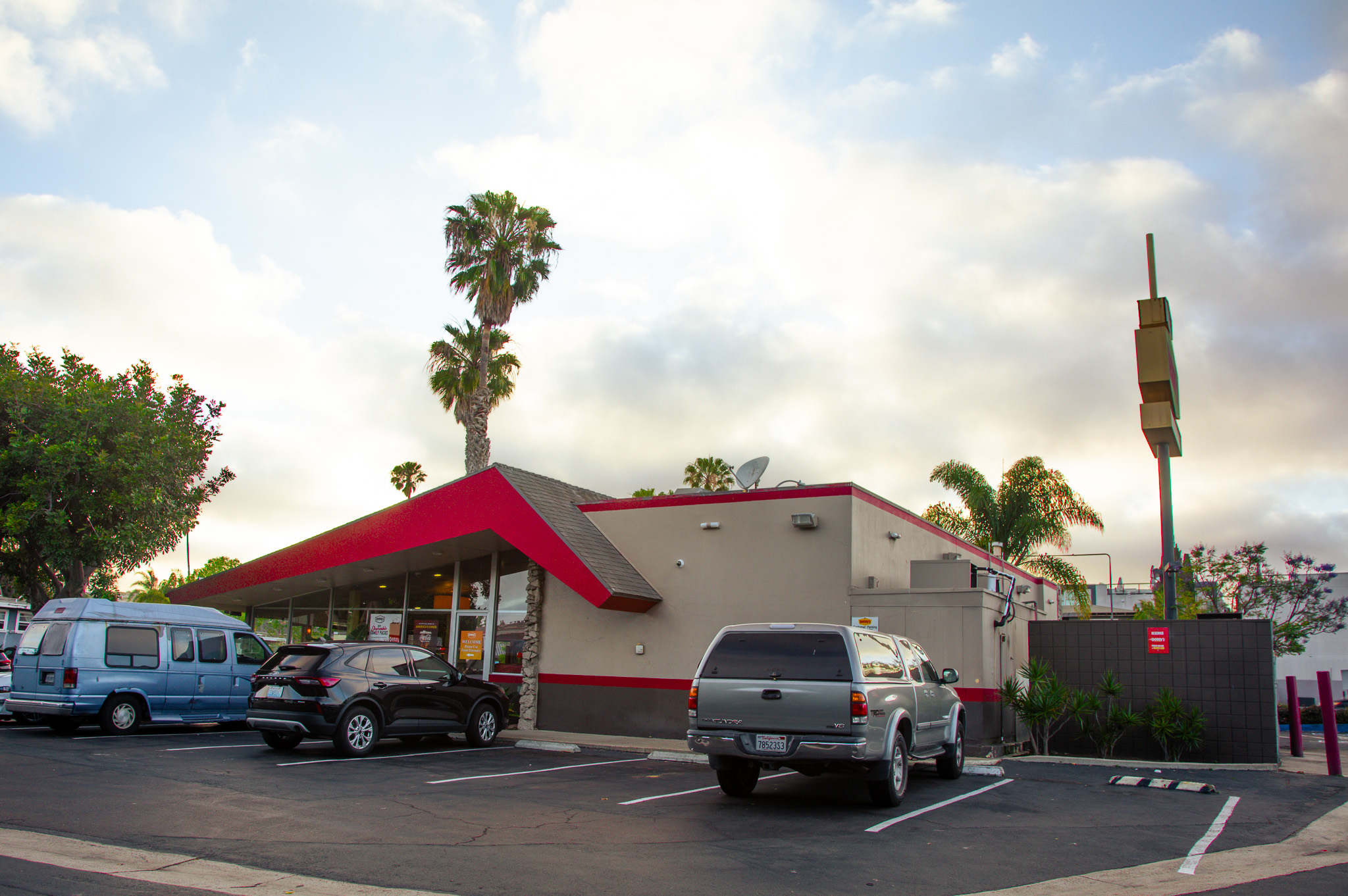 Full Restaurant for Lease in San Diego CA - Thumbnail 4