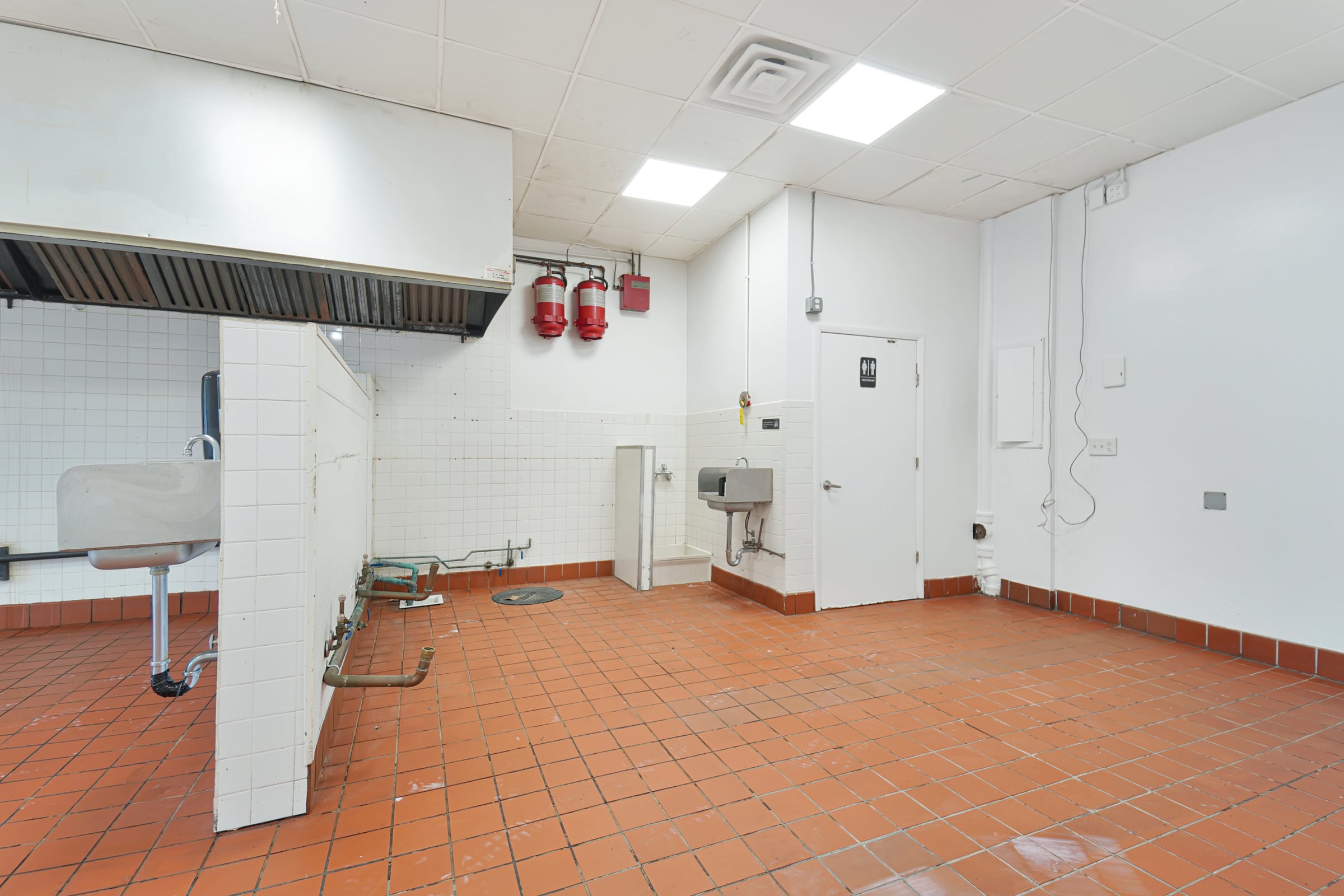 Full Restaurant for Lease in Chicago IL - Thumbnail 5