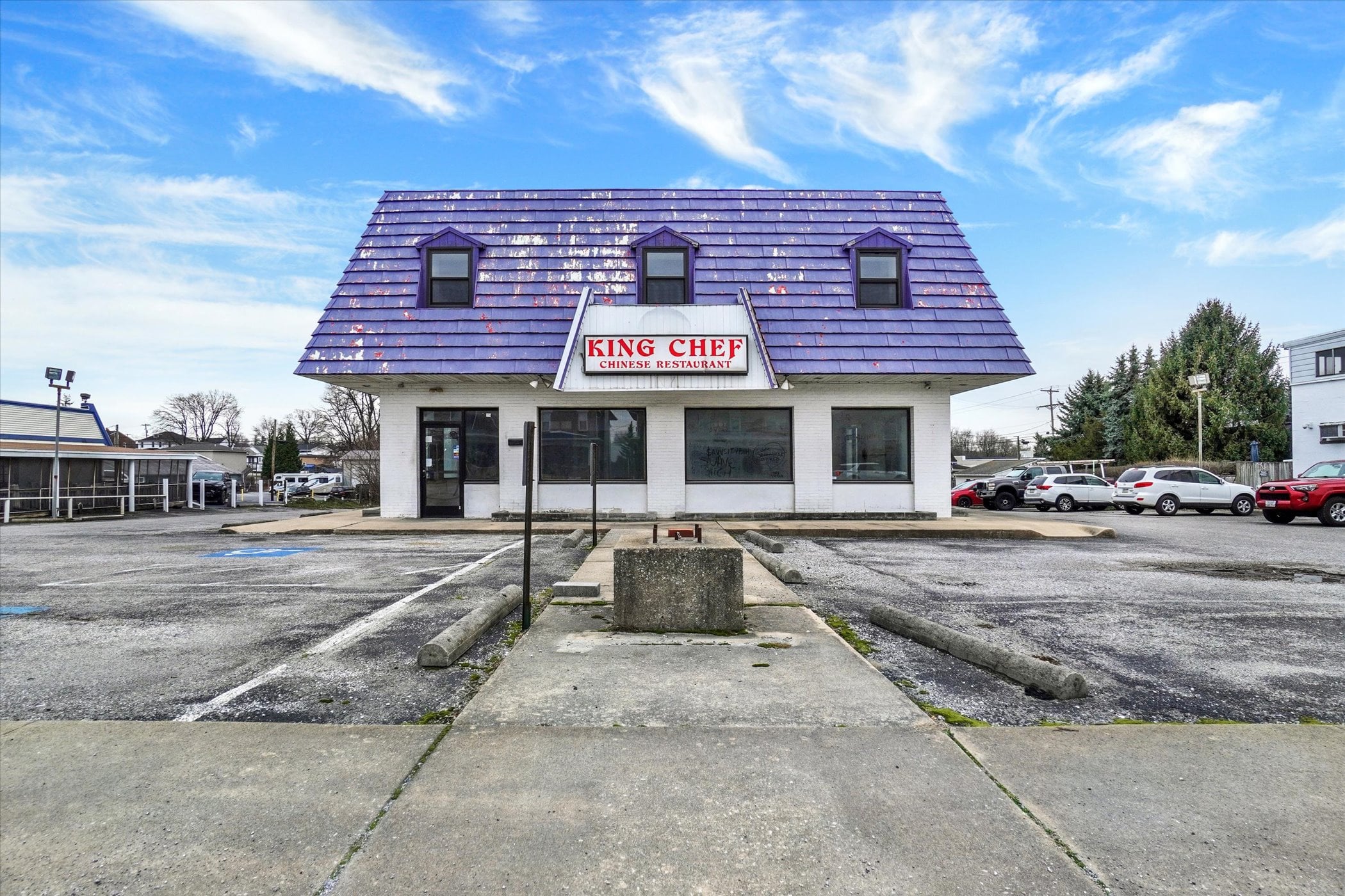 Former King Chef / Dairy Queen Restaurant For Sale - Image 1