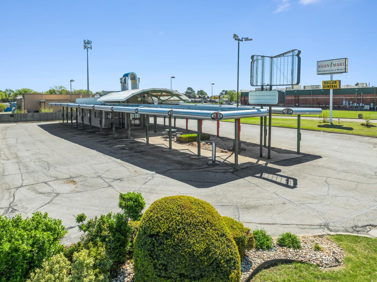 Drive-Thru Restaurant for Sale in Tulsa, OK, 1,208 SF - Thumbnail 4