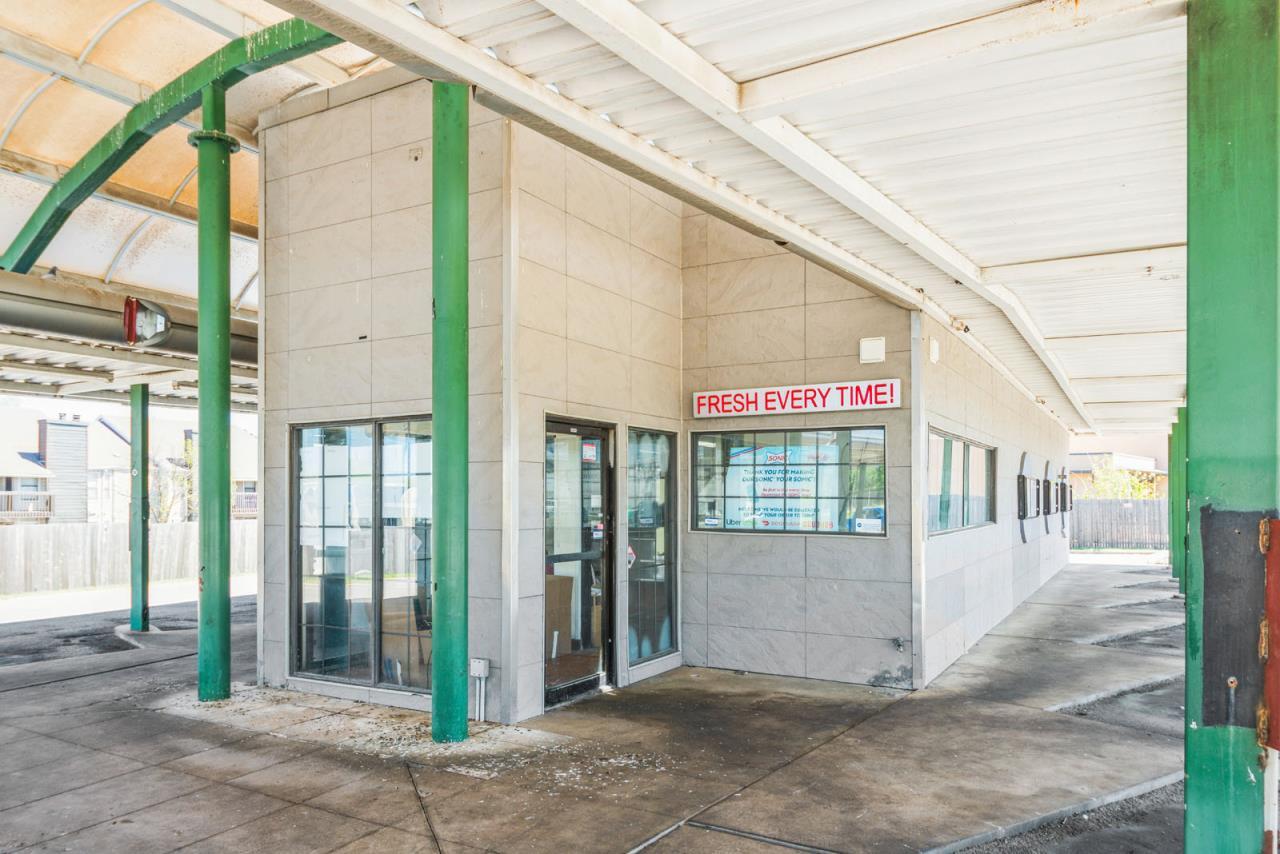 Drive-Thru Restaurant for Sale in Tulsa, OK, 1,208 SF - Image 3