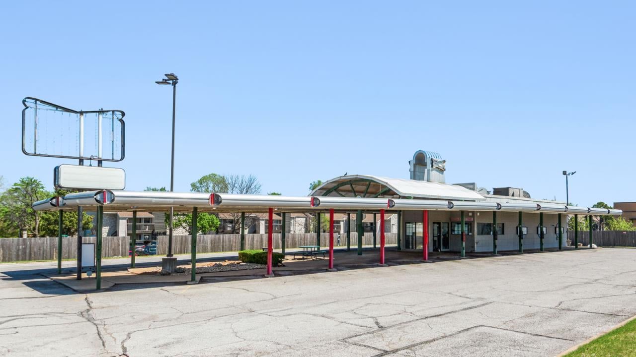 Drive-Thru Restaurant for Lease in Tulsa, OK, 1,208 SF - Thumbnail 5