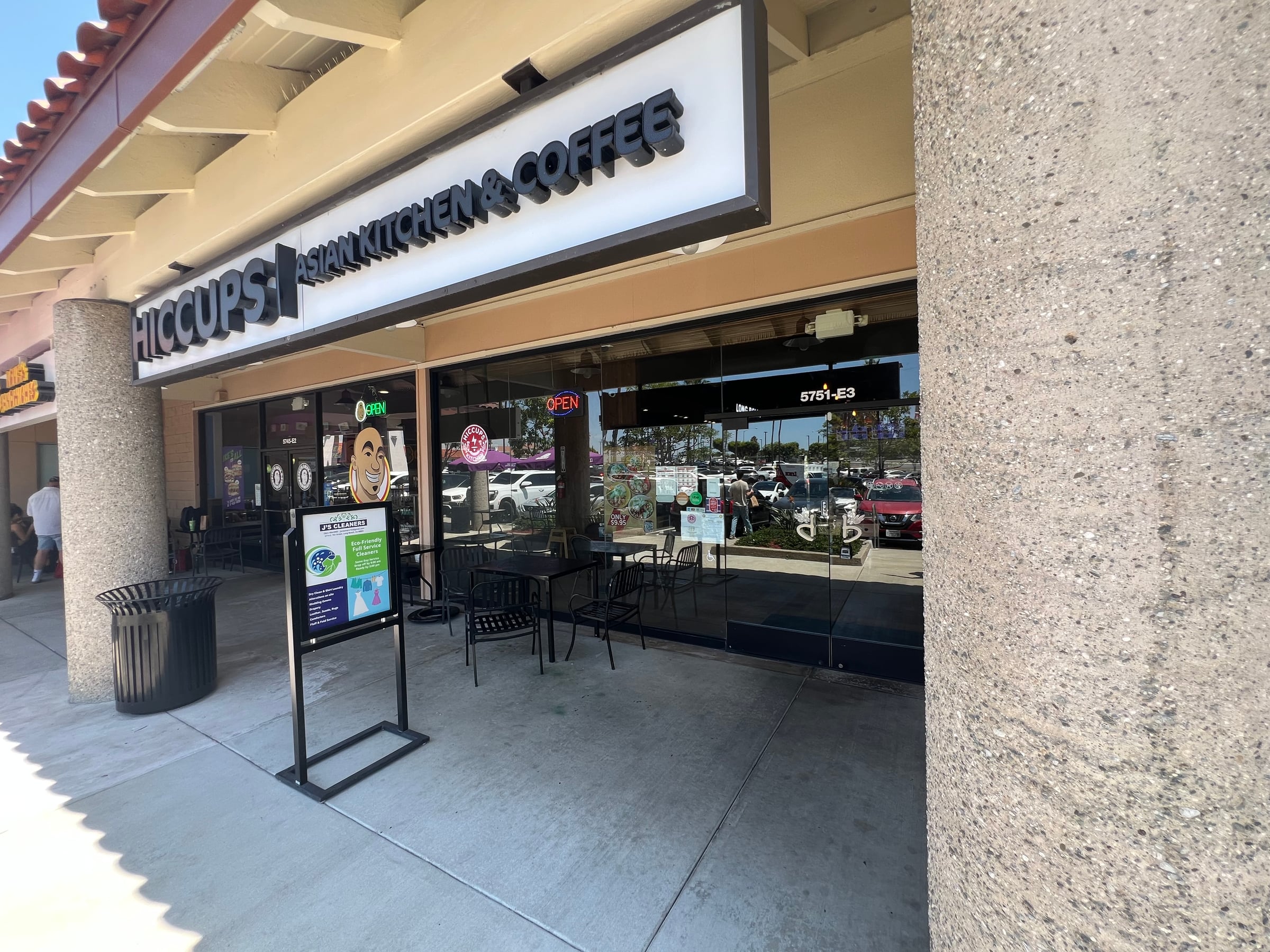 Restaurant Business for Sale | Turnkey / 2nd-Generation Restaurant in Long Beach - Thumbnail 2