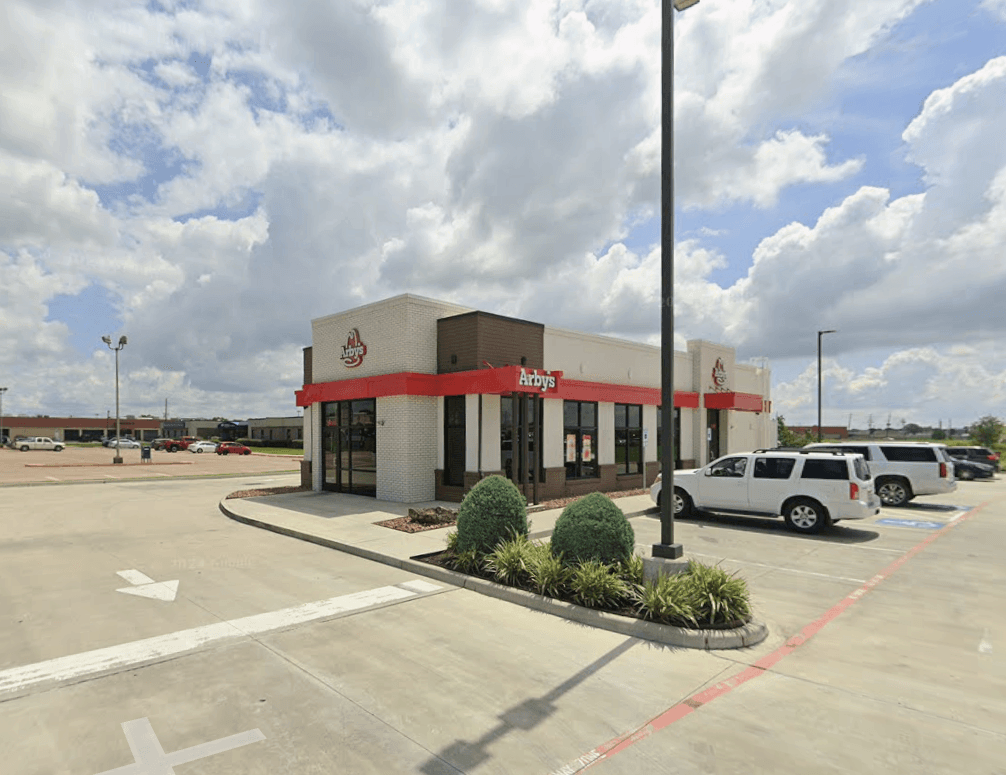 Drive-Thru Restaurant for Sub-Lease in Port Arthur, TX, 2,581 SF - Image 1