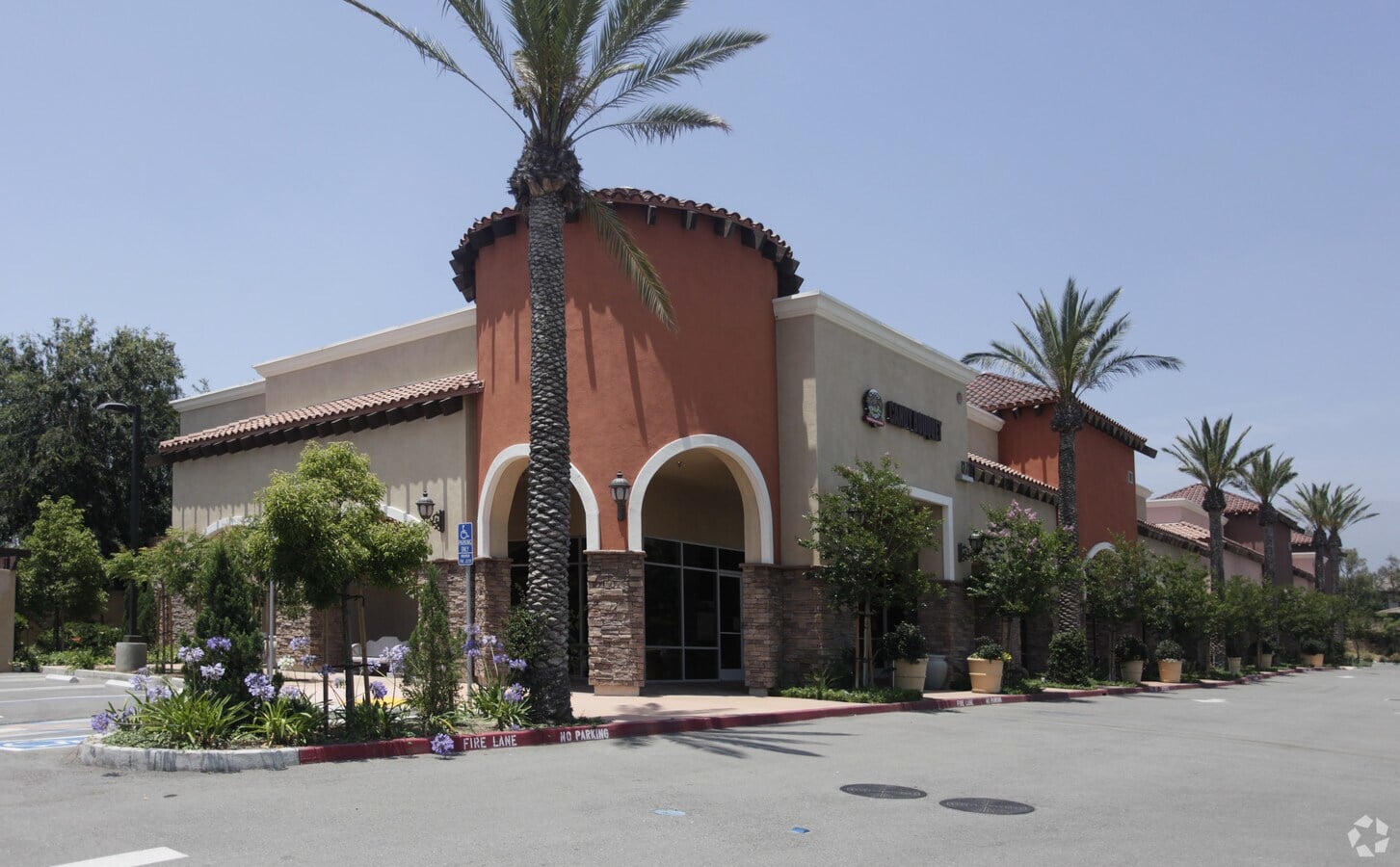 East Asian, Middle Eastern, Indian Pakistani Punjabi Restaurant for Sale Southern California - Thumbnail 3