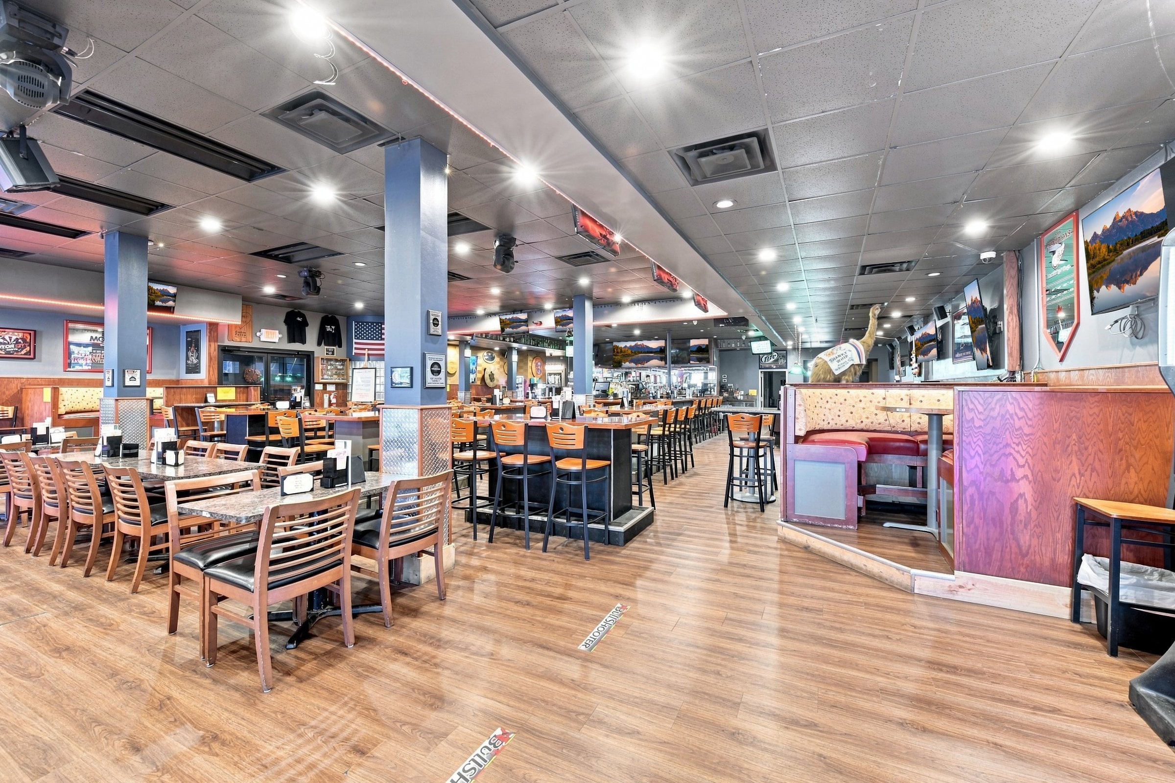 Bar & Lounge for Sale in Clinton Township, MI, 10,000 SF - Thumbnail 5